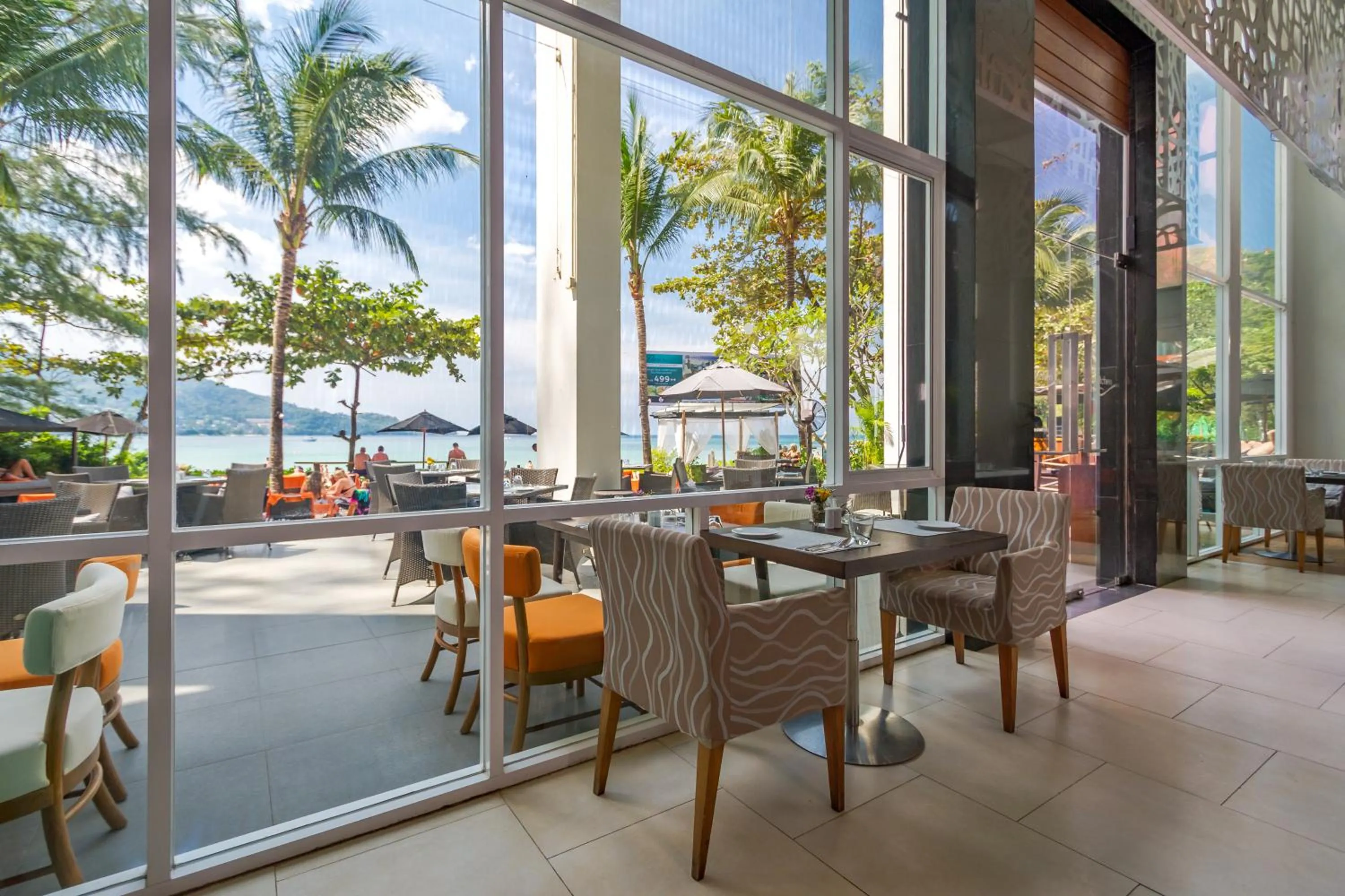 Restaurant/places to eat in Novotel Phuket Kamala Beach