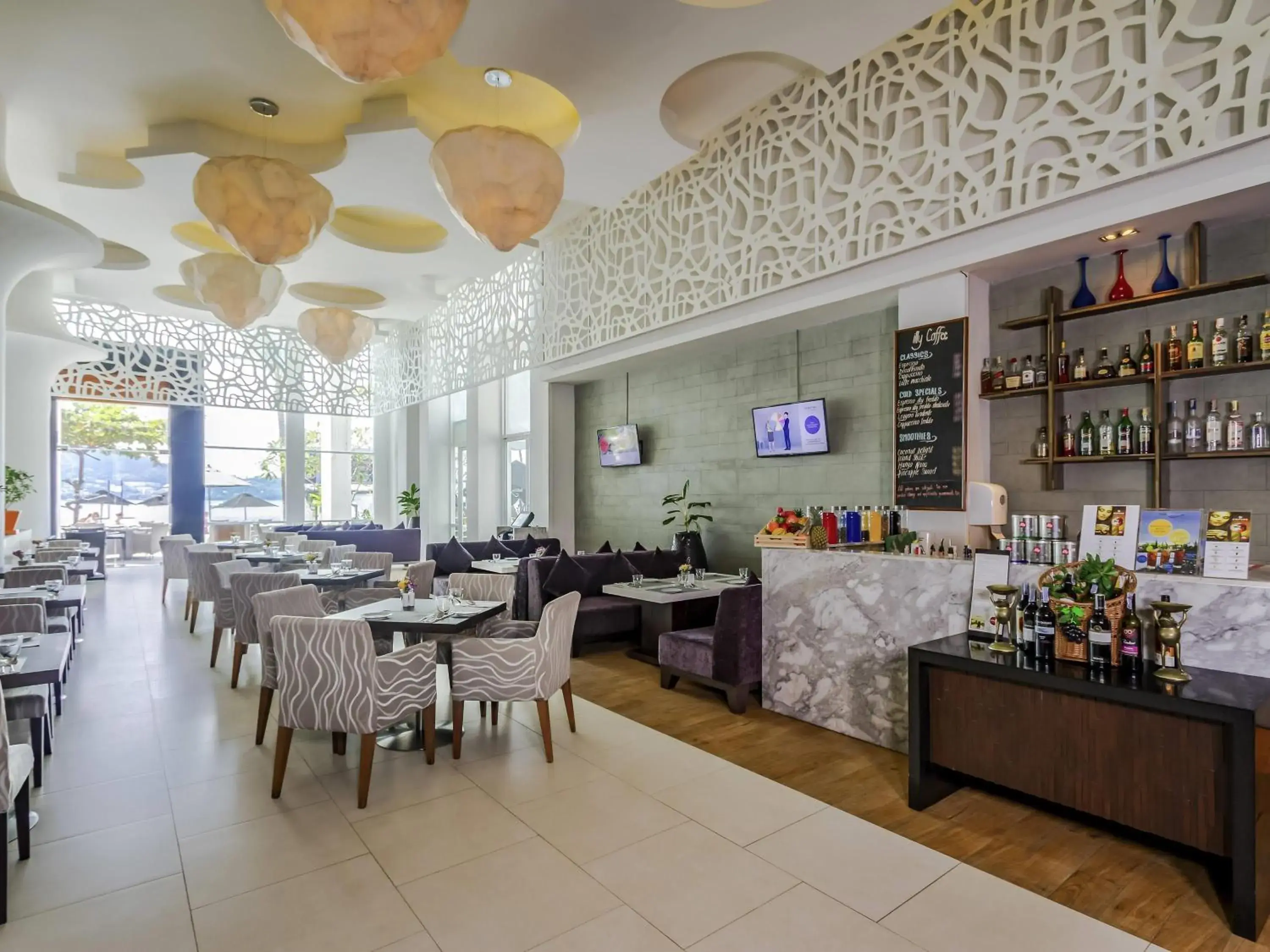 Restaurant/places to eat in Novotel Phuket Kamala Beach Restaurant/places to eat in Novotel Phuket Kamala Beach