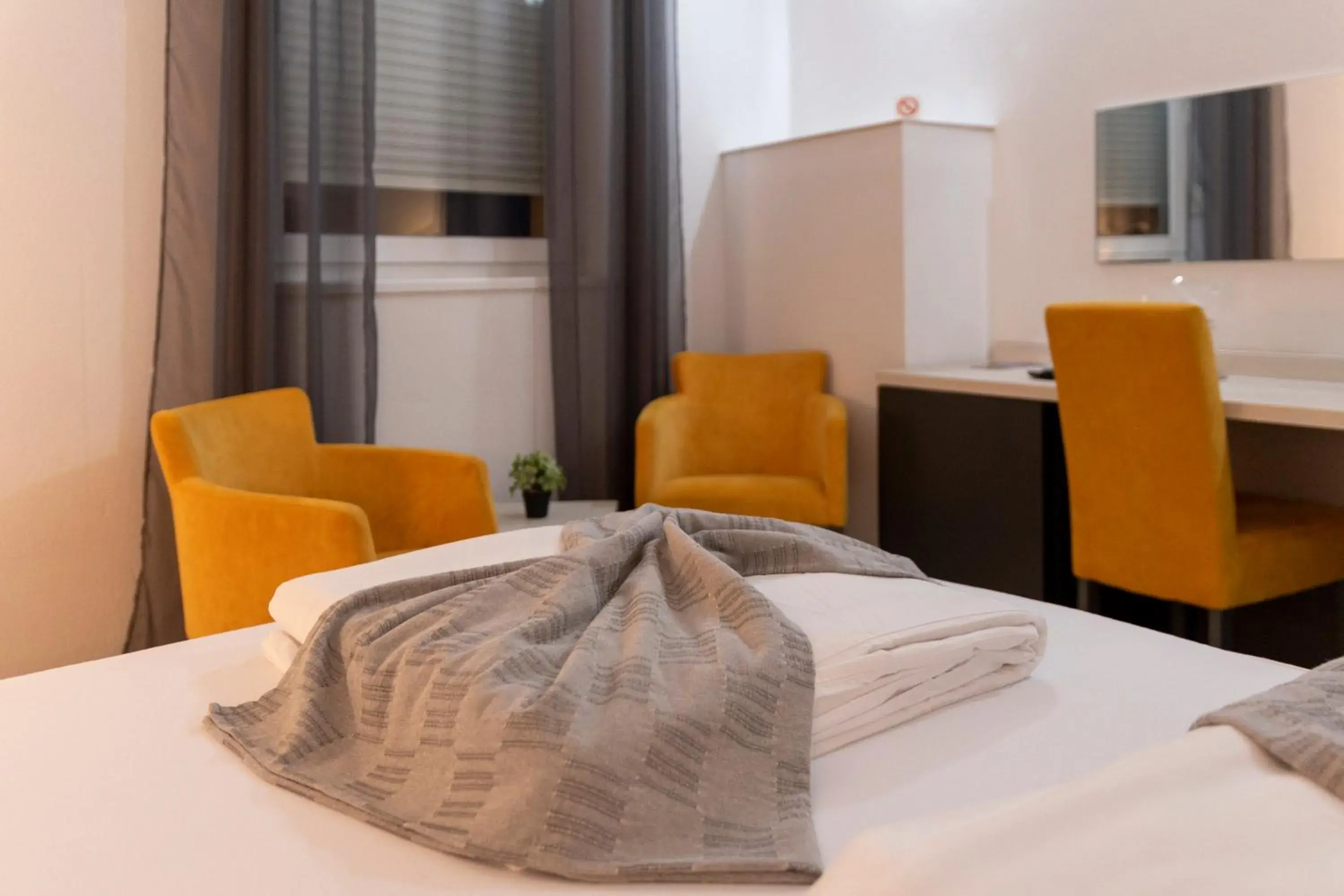 Standard Double or Twin Room in Garni Hotel 11tica DM Standard Double or Twin Room in Garni Hotel 11tica DM