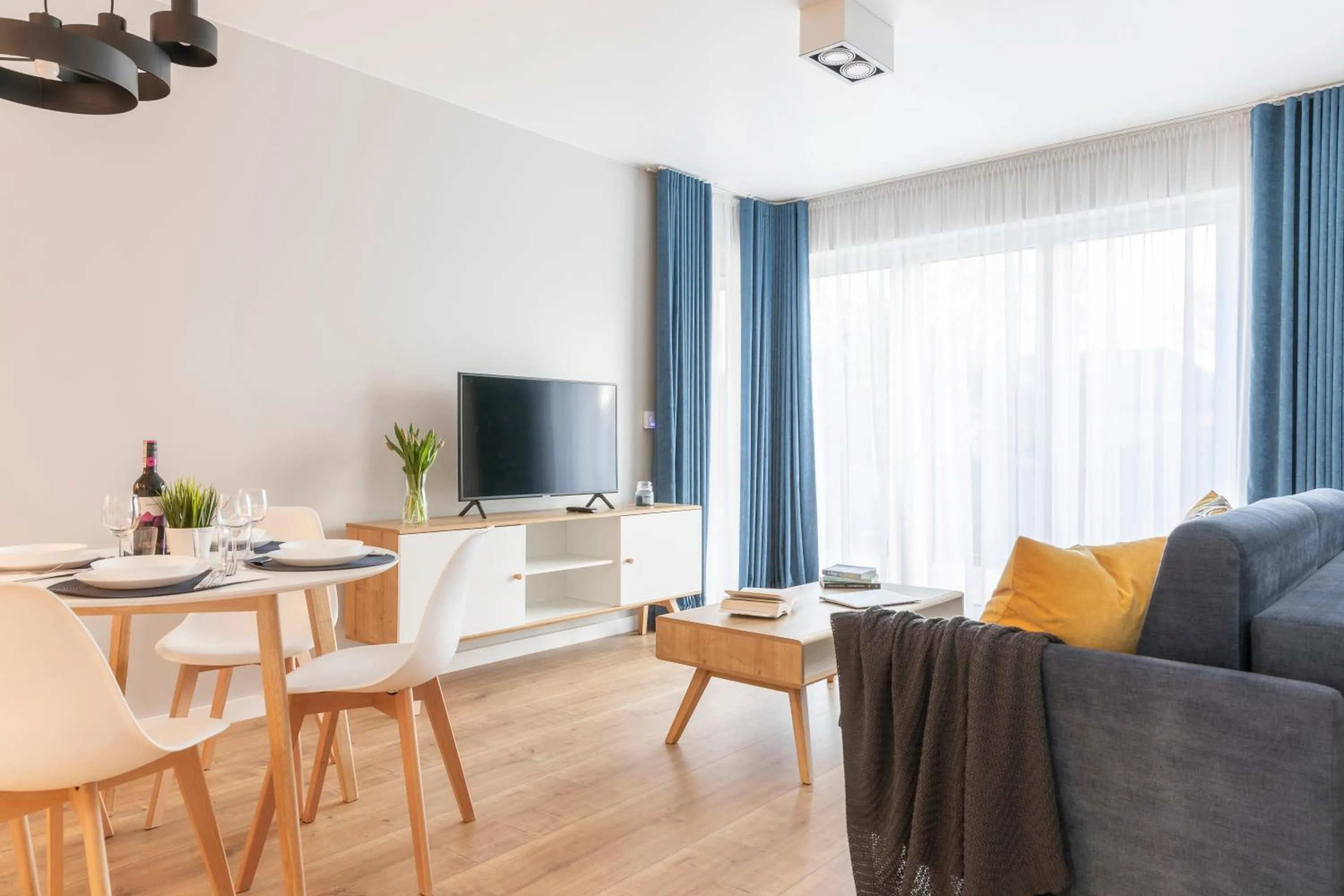 Communal lounge/ TV room in Kamienica Parkowa