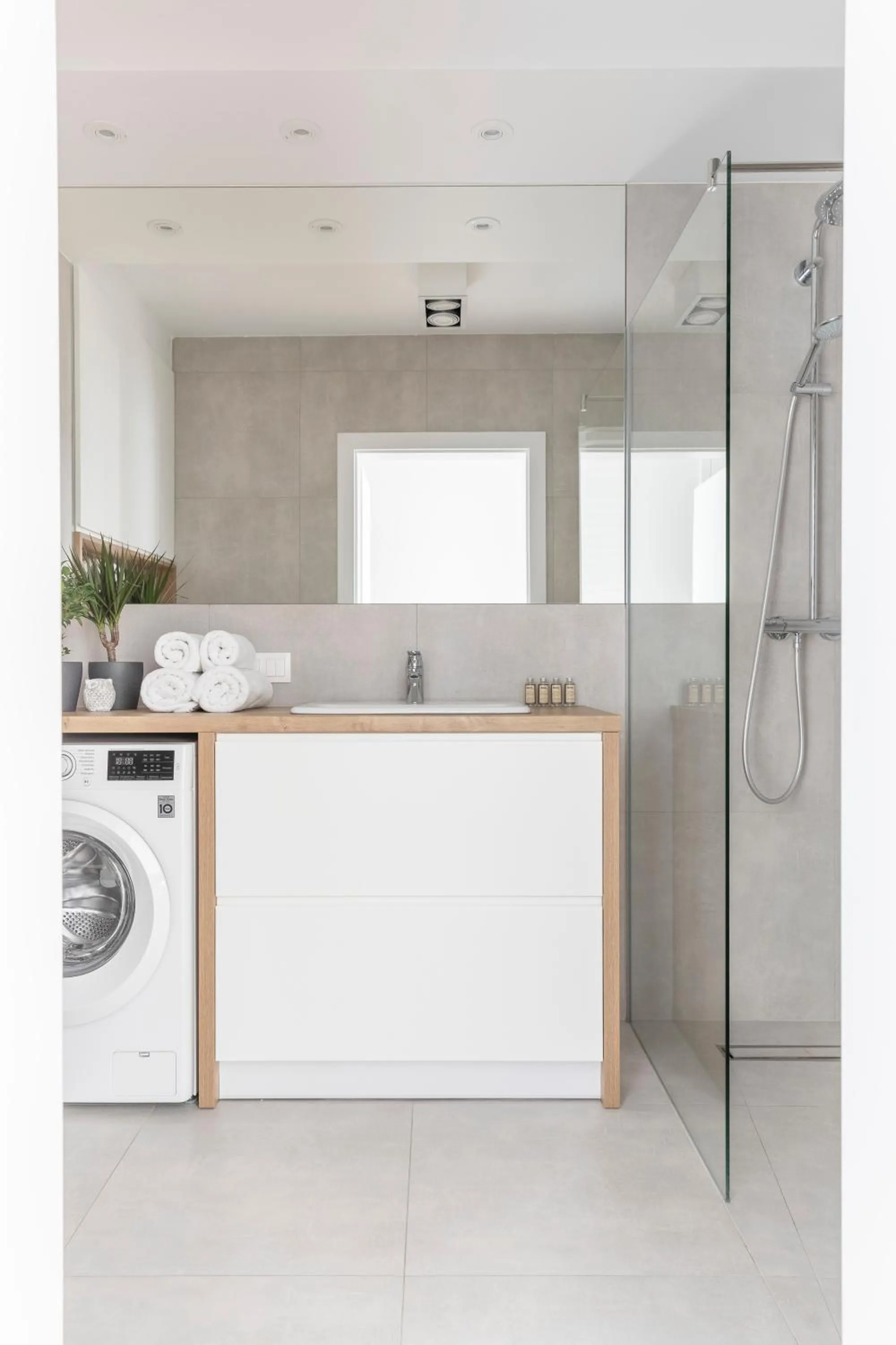 Shower in Kamienica Parkowa