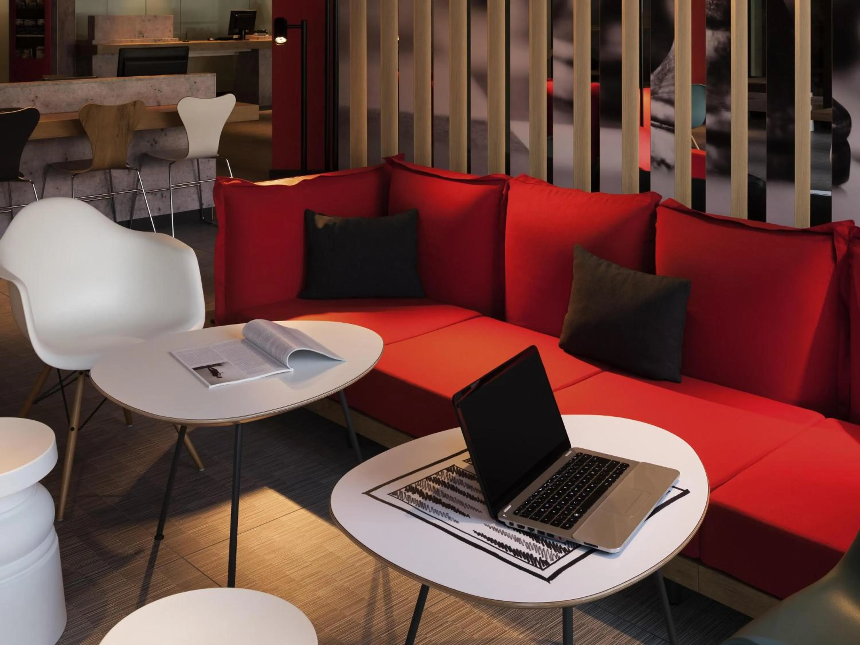 Lounge or bar in ibis Nürnberg Hauptbahnhof