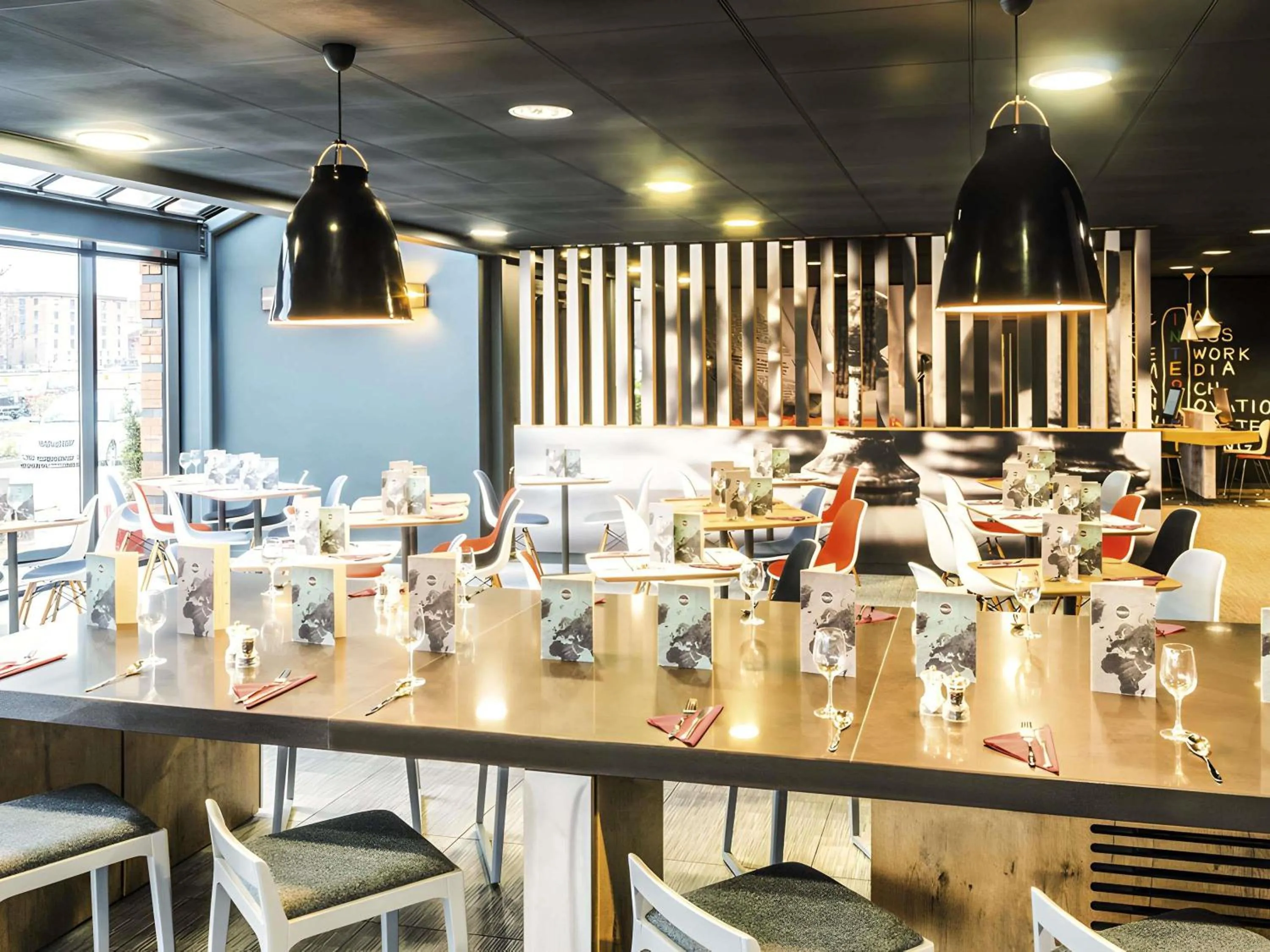 Property building in ibis Liverpool Centre Albert Dock – Liverpool One