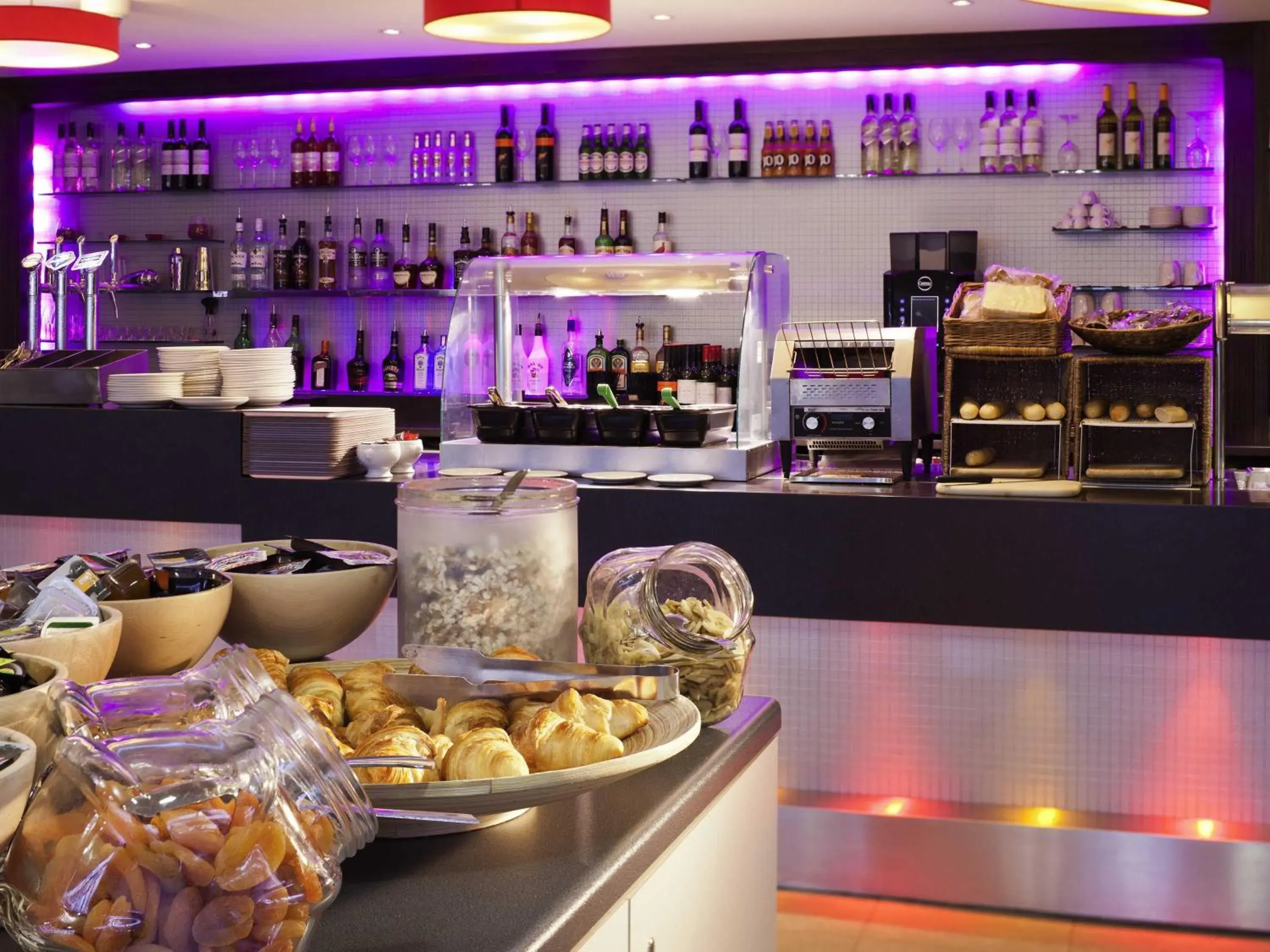 Breakfast in ibis Liverpool Centre Albert Dock – Liverpool One Breakfast in ibis Liverpool Centre Albert Dock – Liverpool One