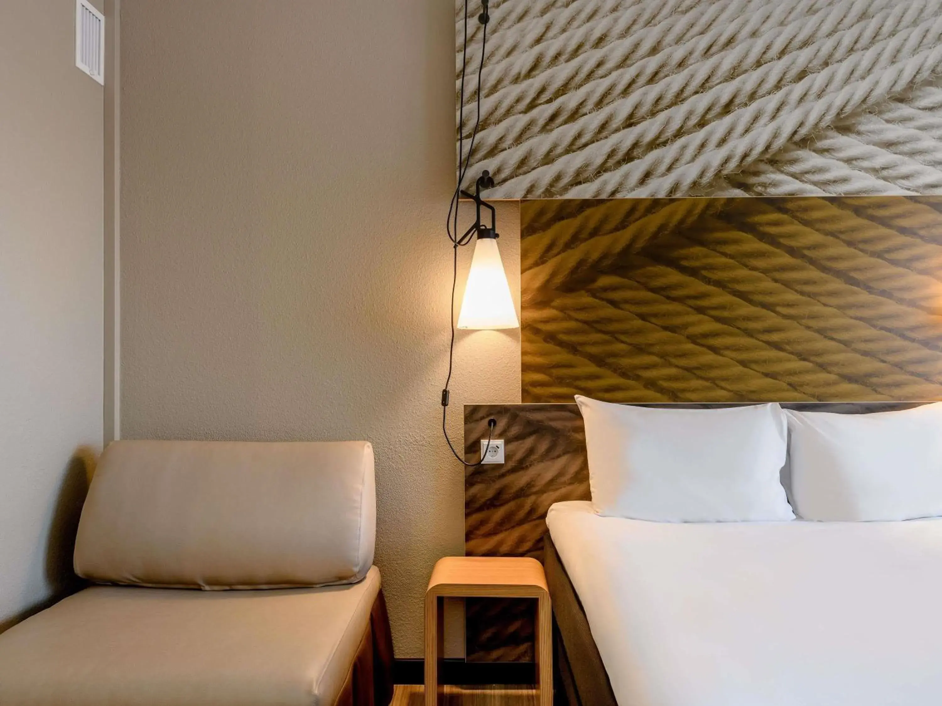 Bedroom, Bed in ibis Mainz City Bedroom, Bed in ibis Mainz City