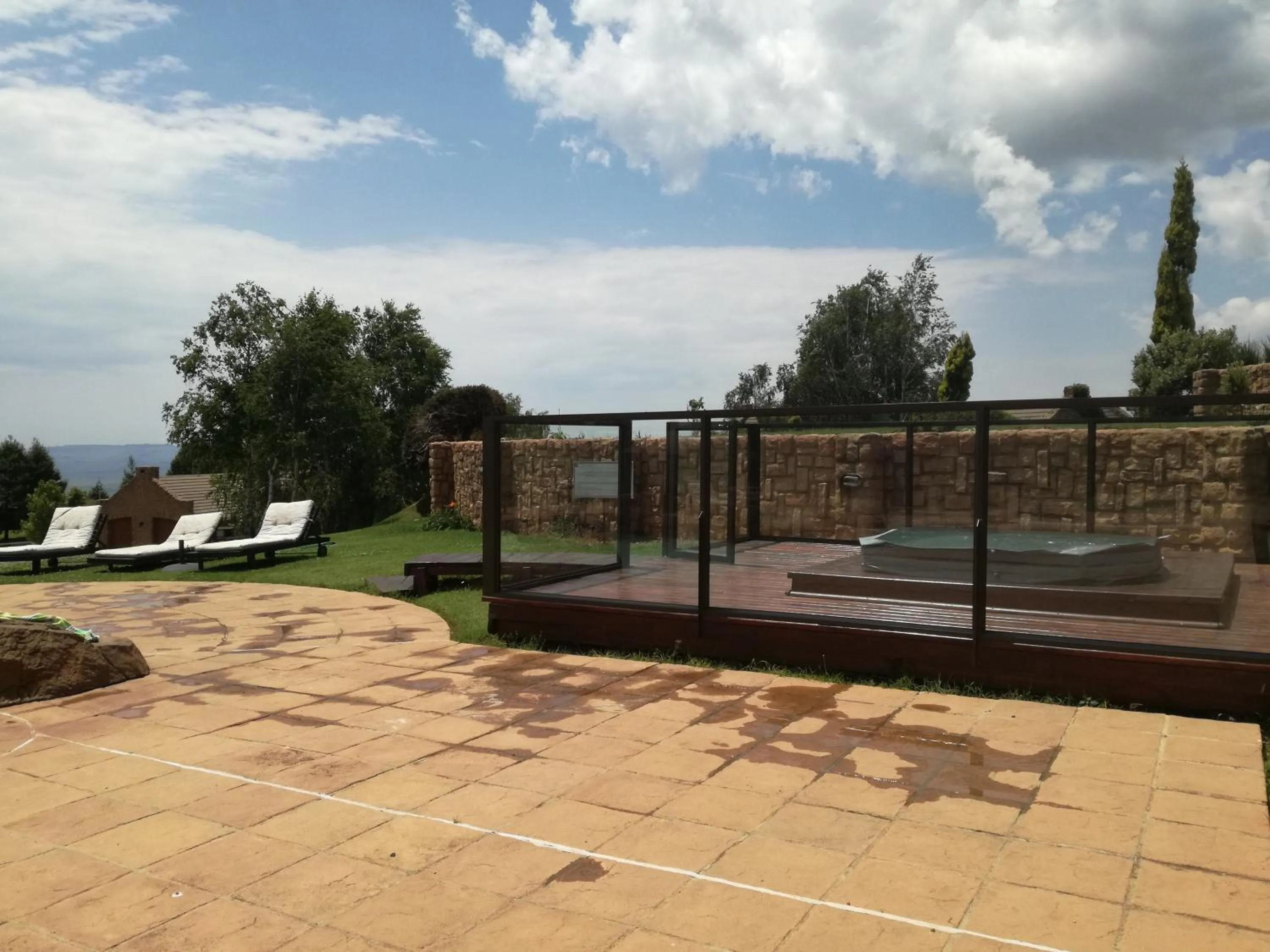 Hot Tub in Gooderson Kloppenheim Country Estate