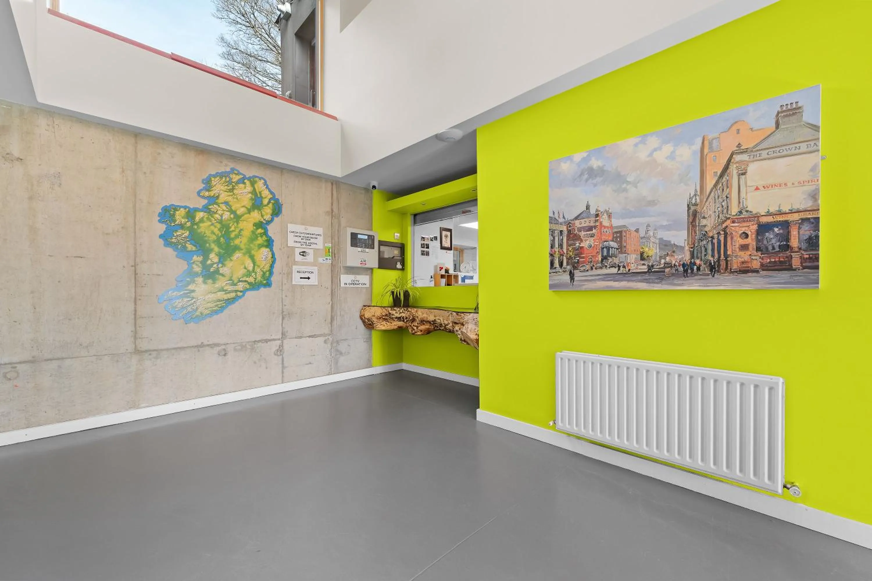 Lobby or reception in Knockree Hostel