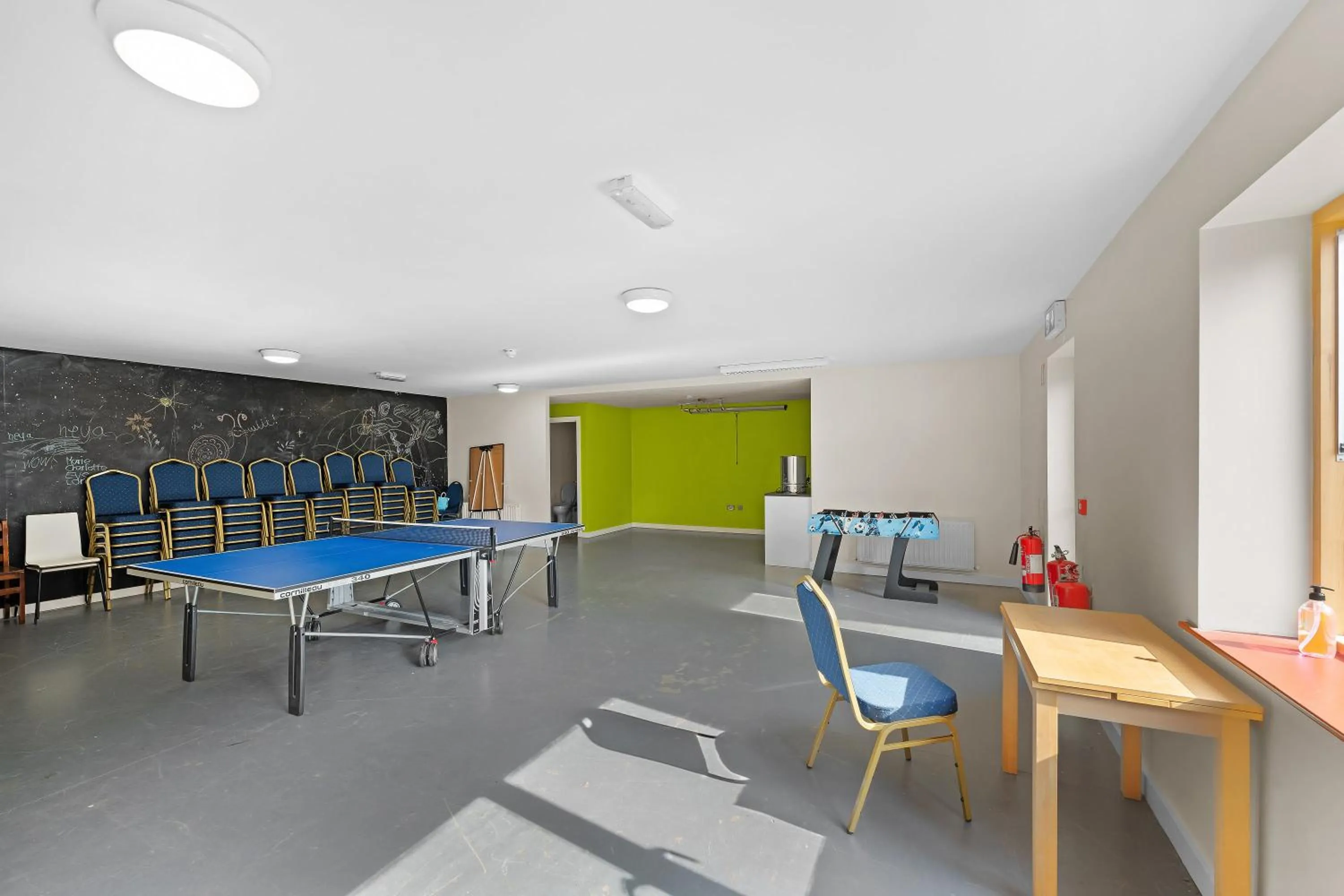 Meeting/conference room in Knockree Hostel