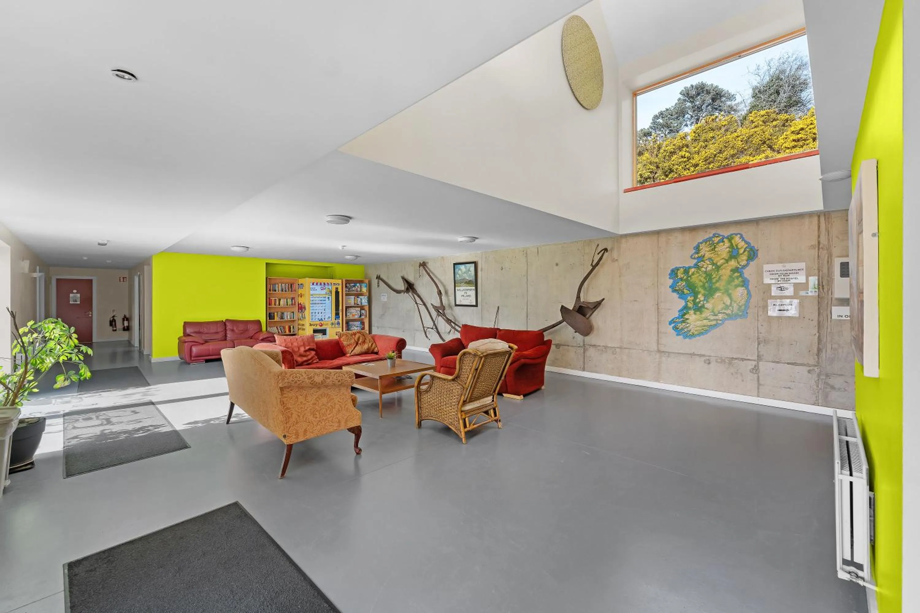 Lobby or reception in Knockree Hostel