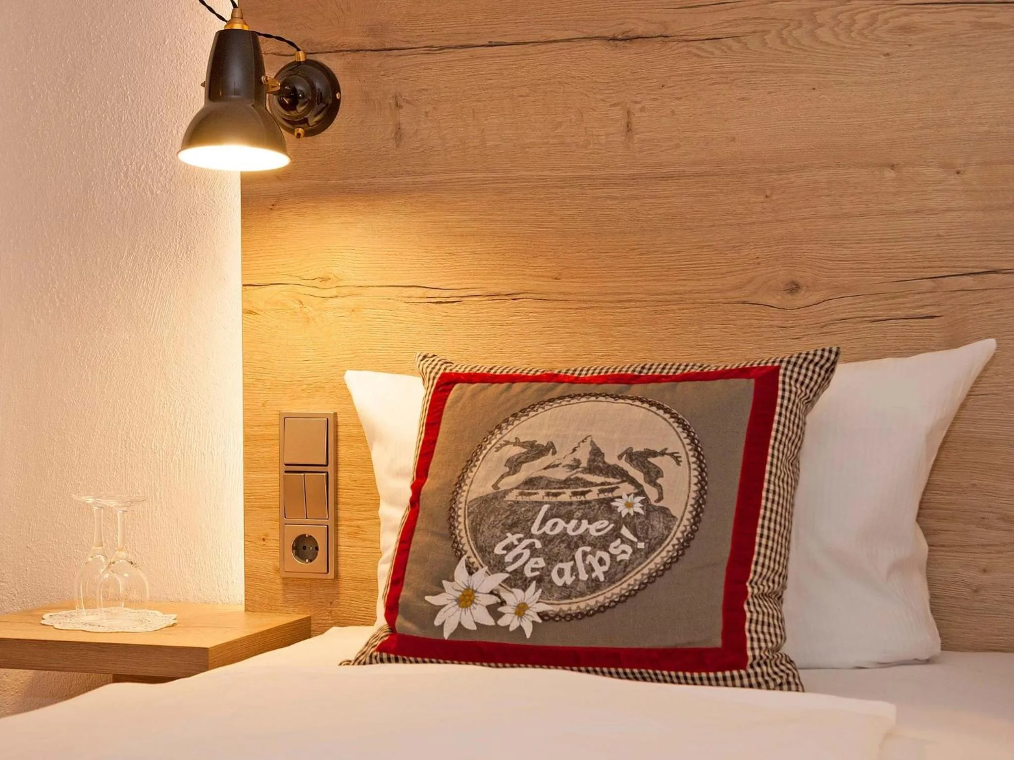 Photo of the whole room, Bed in Elements Hotel Christlessee