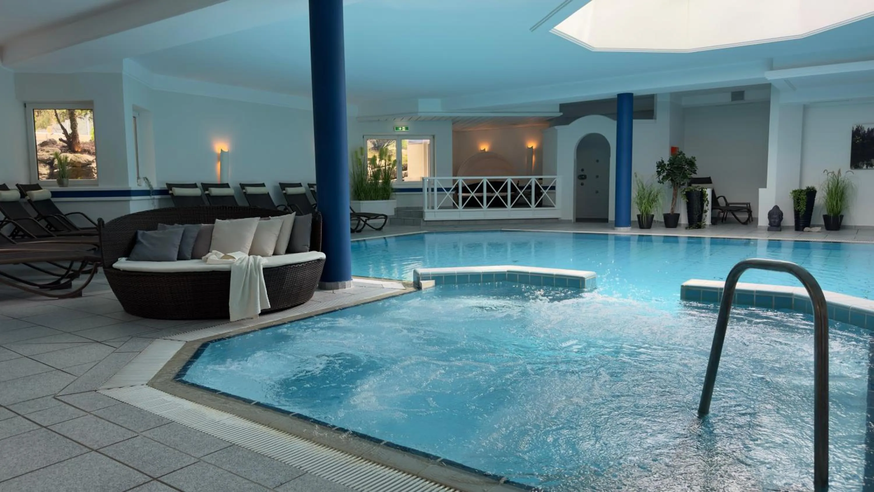 Swimming pool in Elements Hotel Christlessee