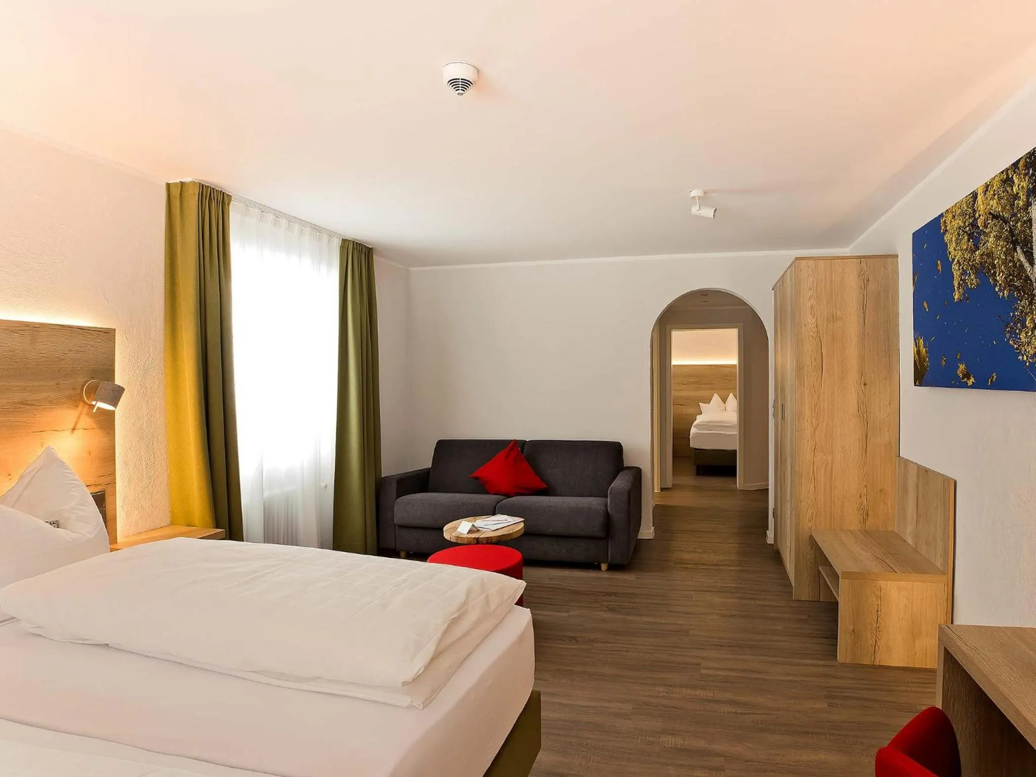 Photo of the whole room, Bed in Elements Hotel Christlessee