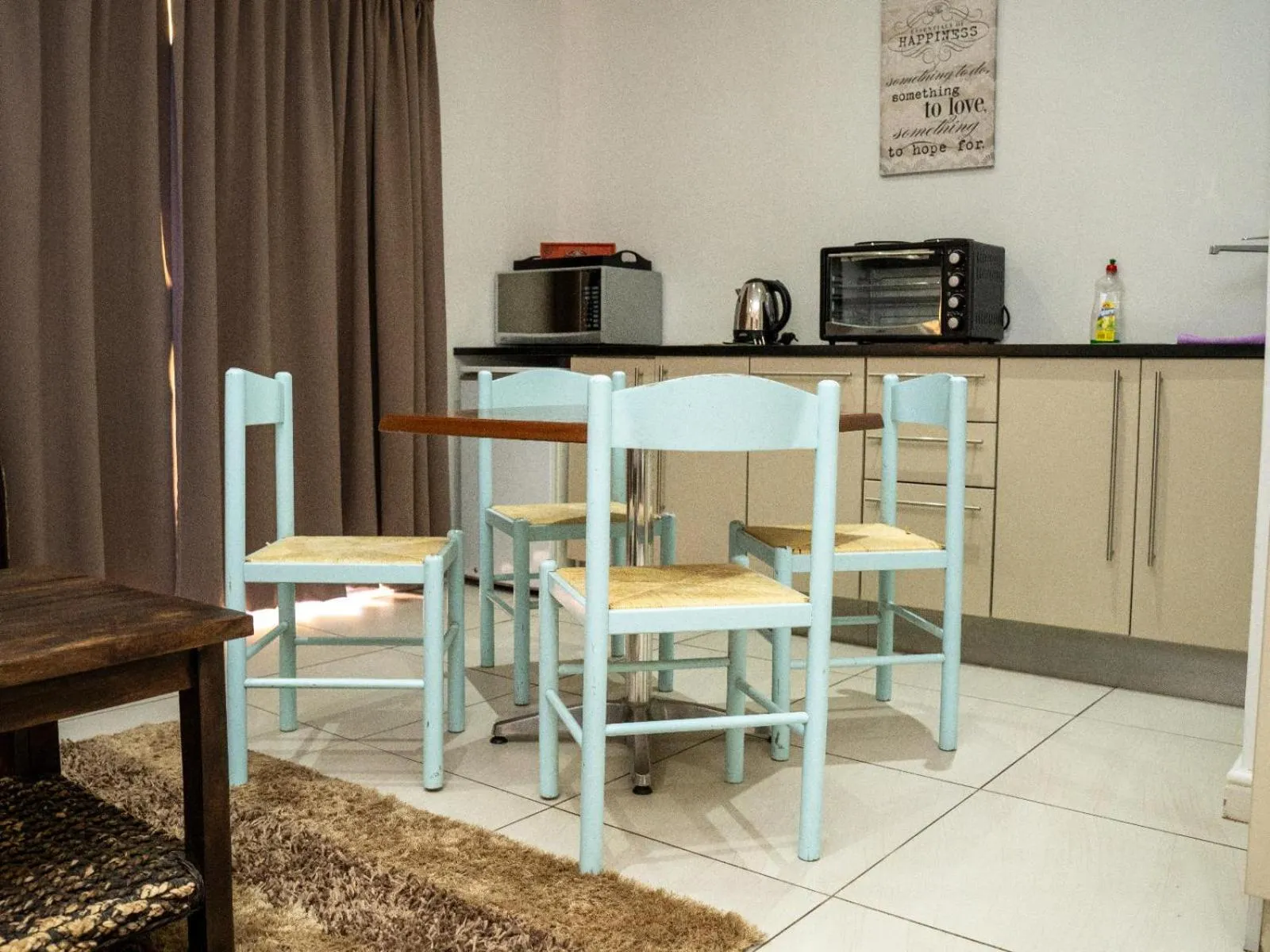 Kitchen or kitchenette in Sunriver Kalahari Lodge Riverside stay in Upington