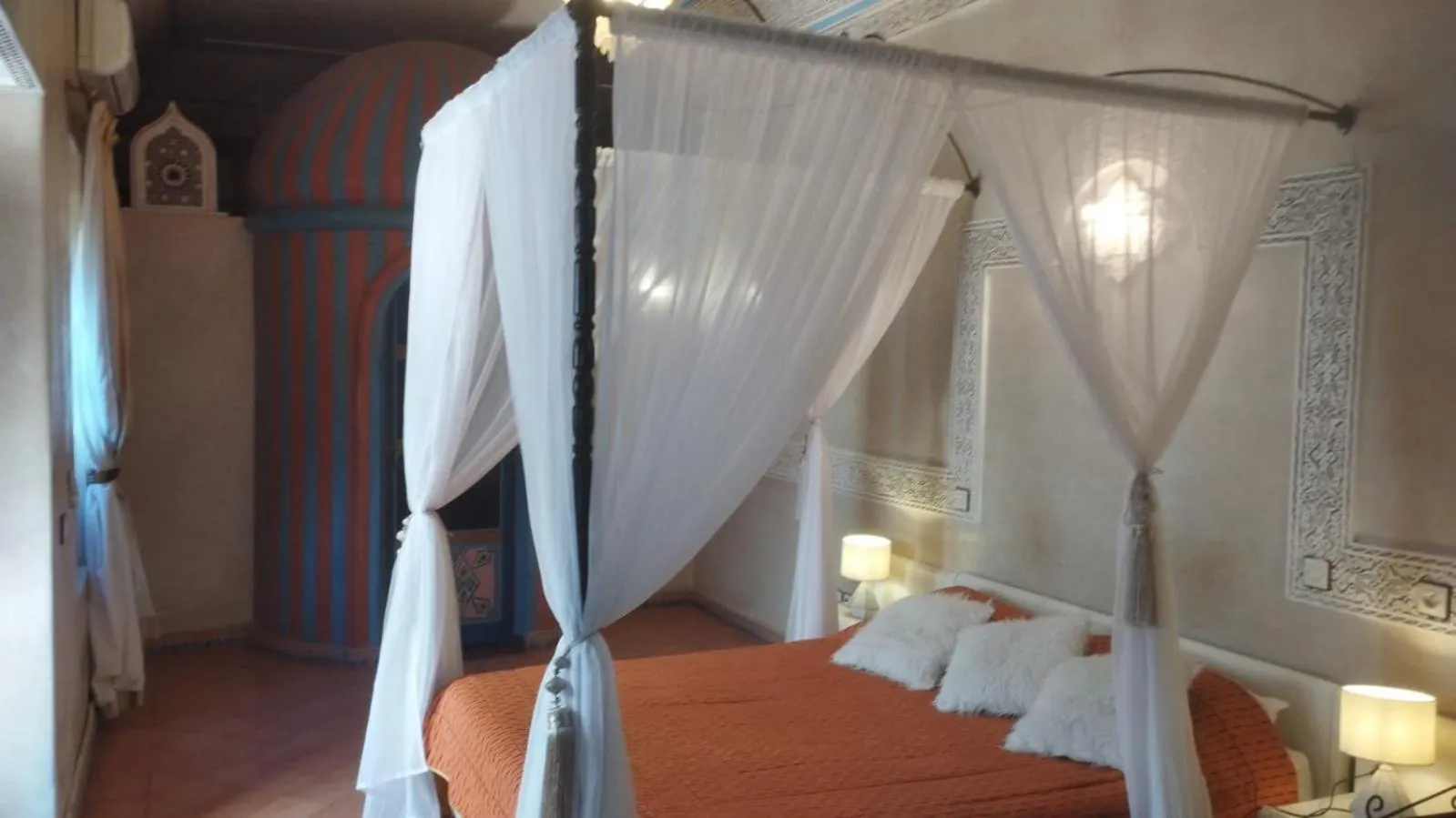 Bed in Riad Puchka