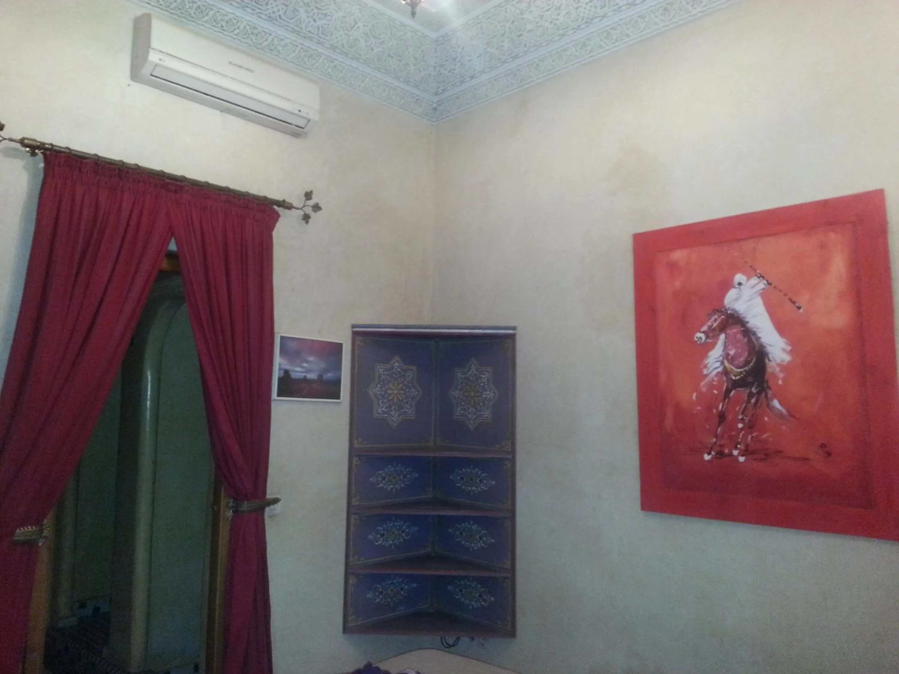Decorative detail in Riad Puchka