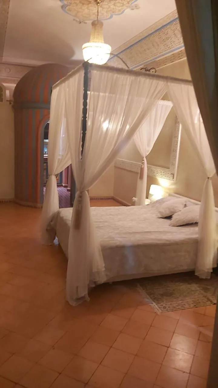Bed in Riad Puchka