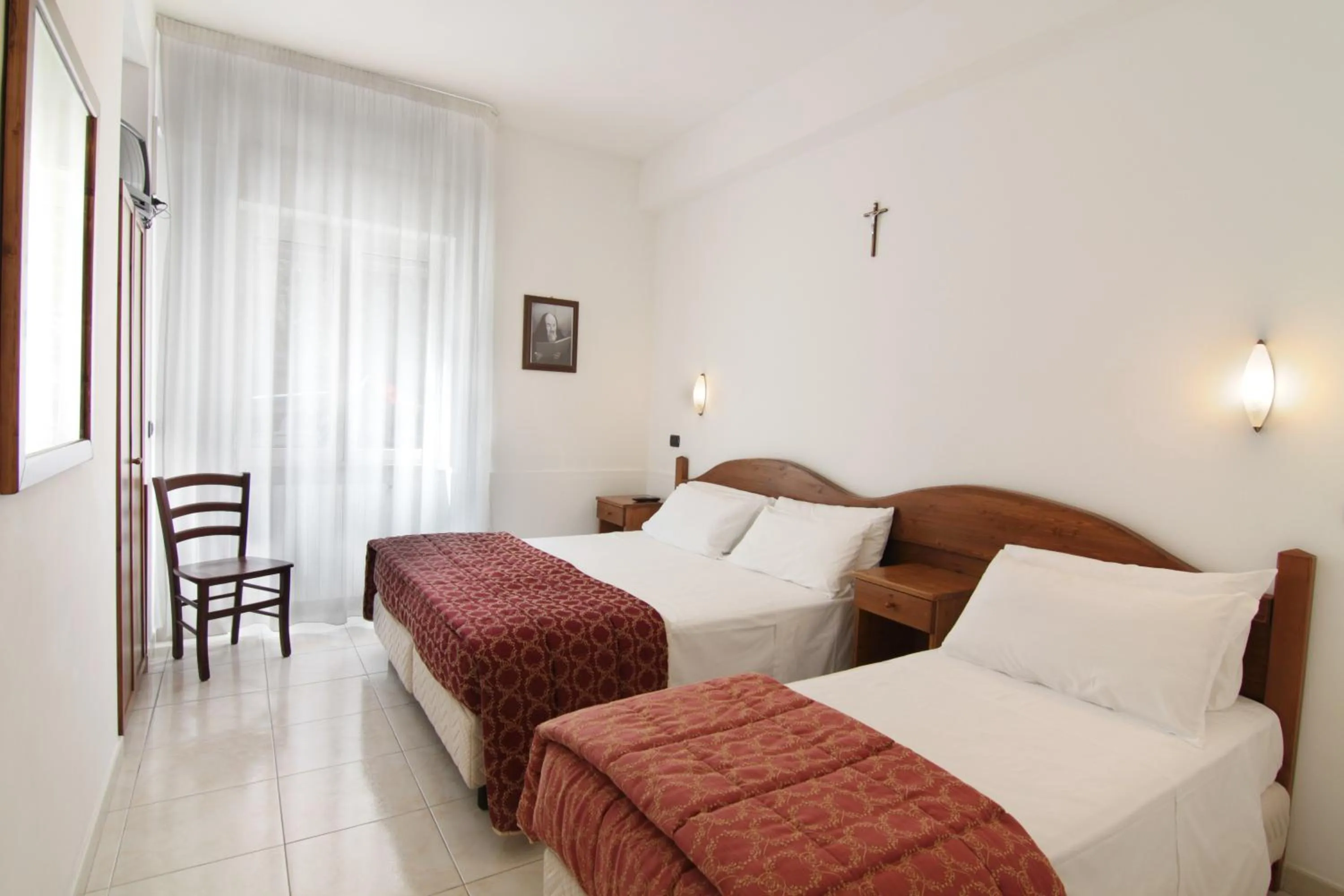 Photo of the whole room, Bed in Albergo Villa Bianca