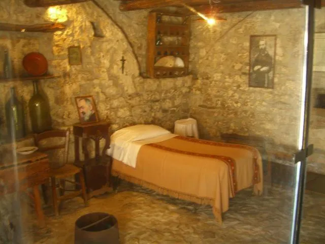 Photo of the whole room, Bed in Albergo Villa Bianca