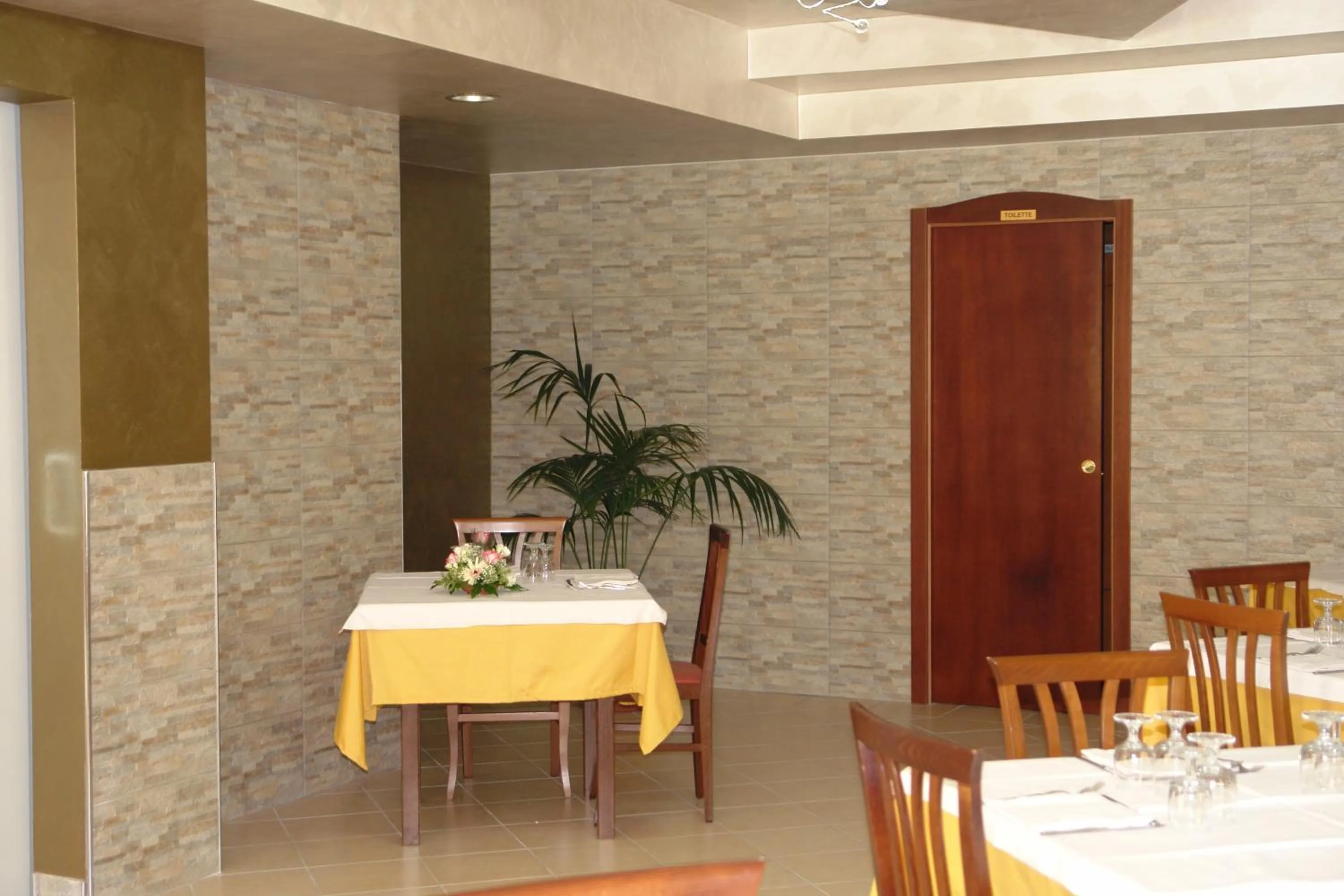 Restaurant/places to eat in Albergo Villa Bianca