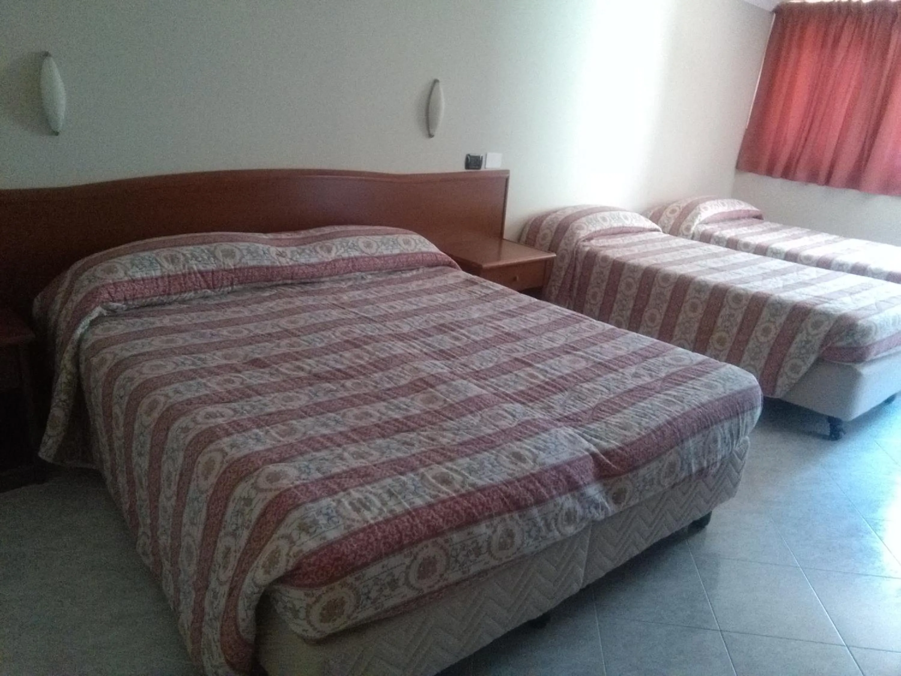 Bed in Albergo Villa Bianca