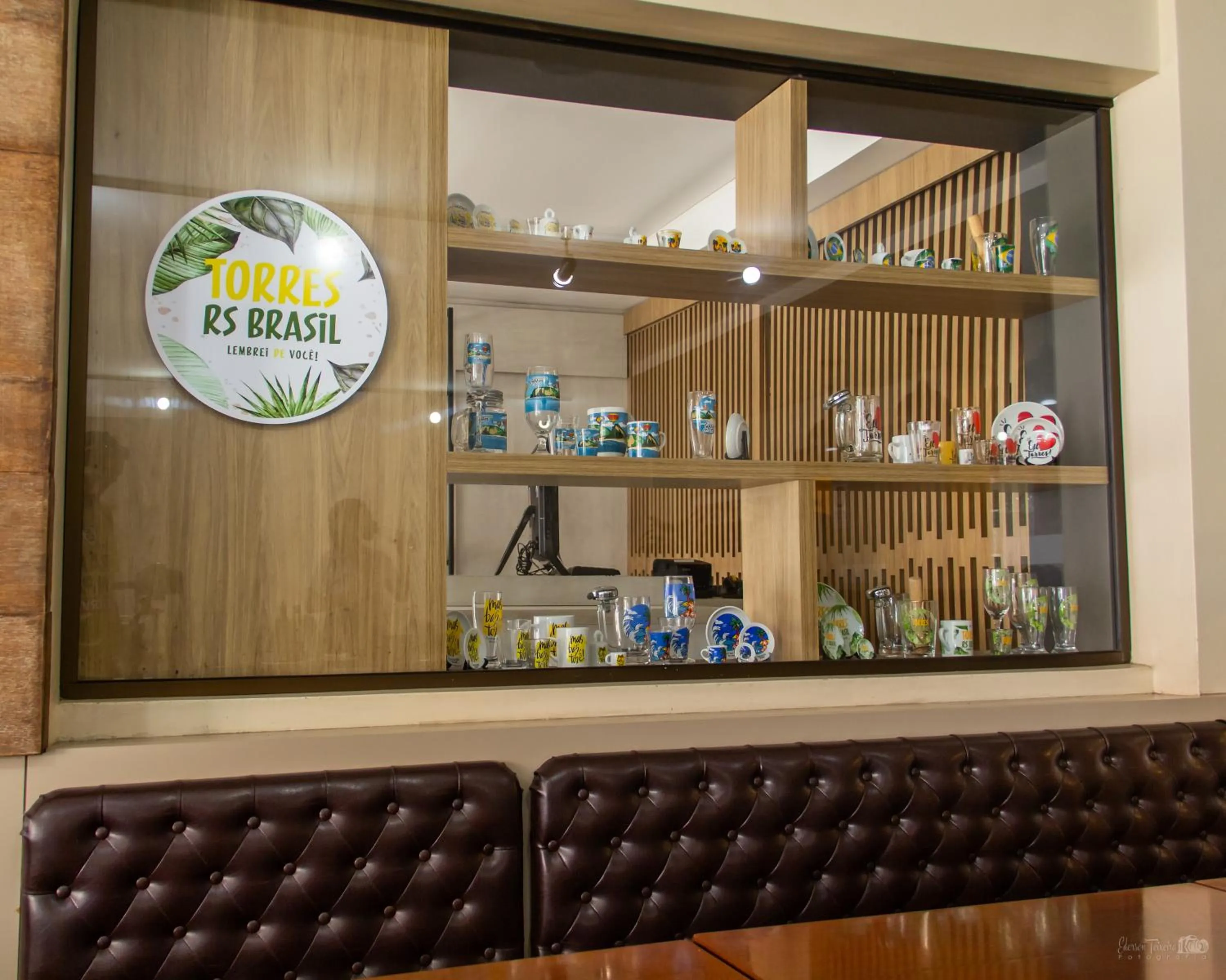 Lounge or bar in De Rose Palace Hotel