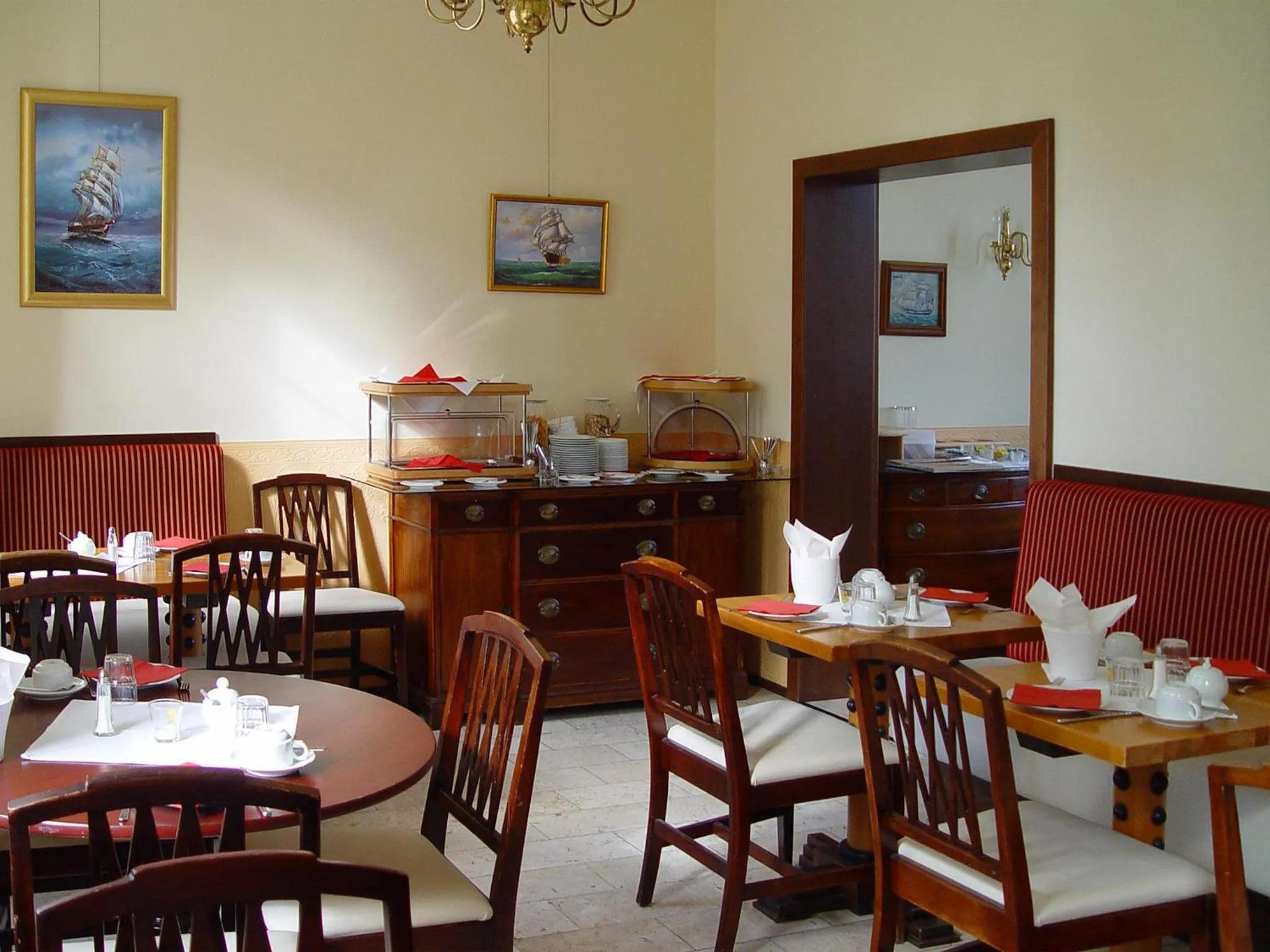 Restaurant/places to eat in Hotel Altes Hafenhaus