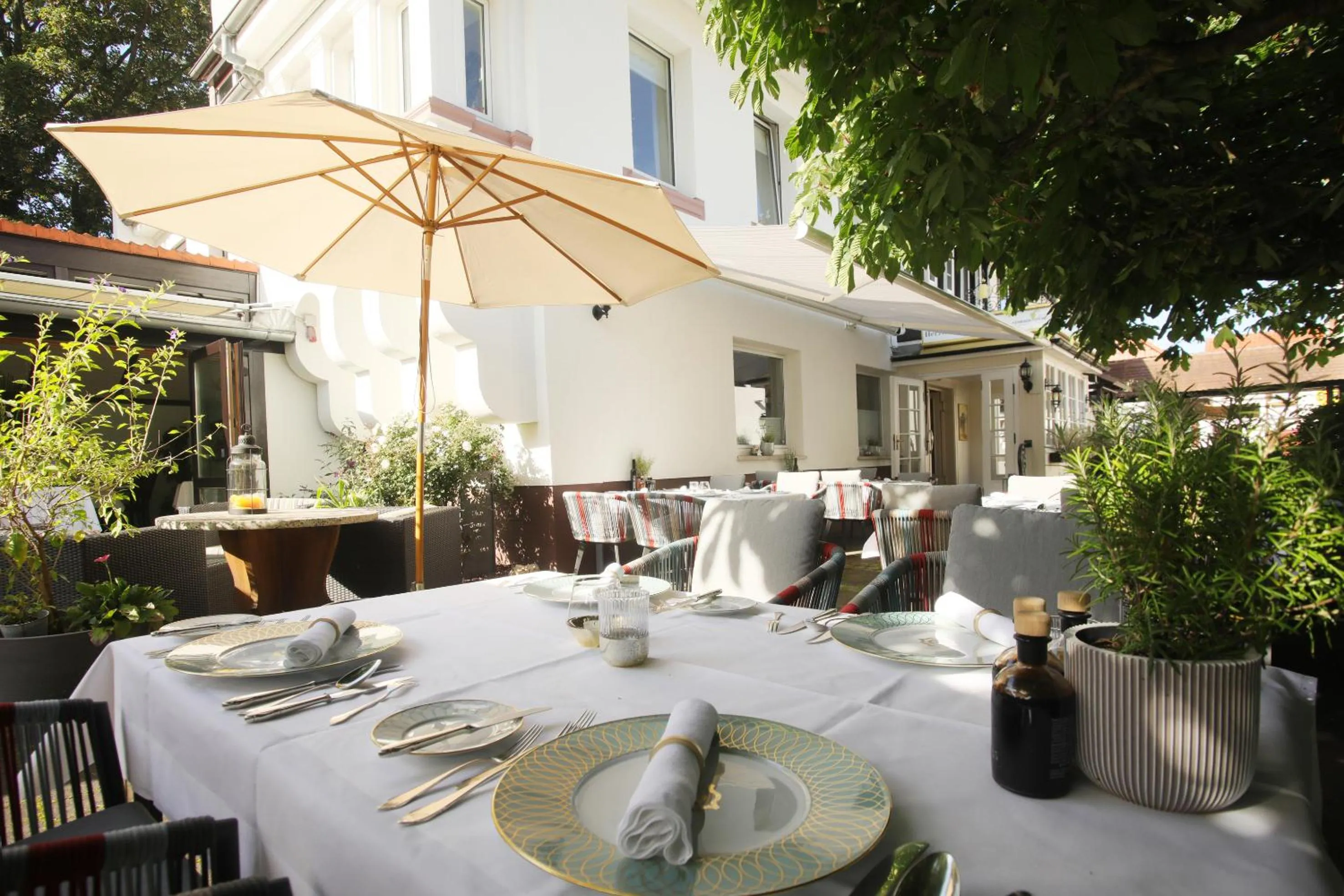 Restaurant/places to eat in Romantik Hotel Landhaus Biewald