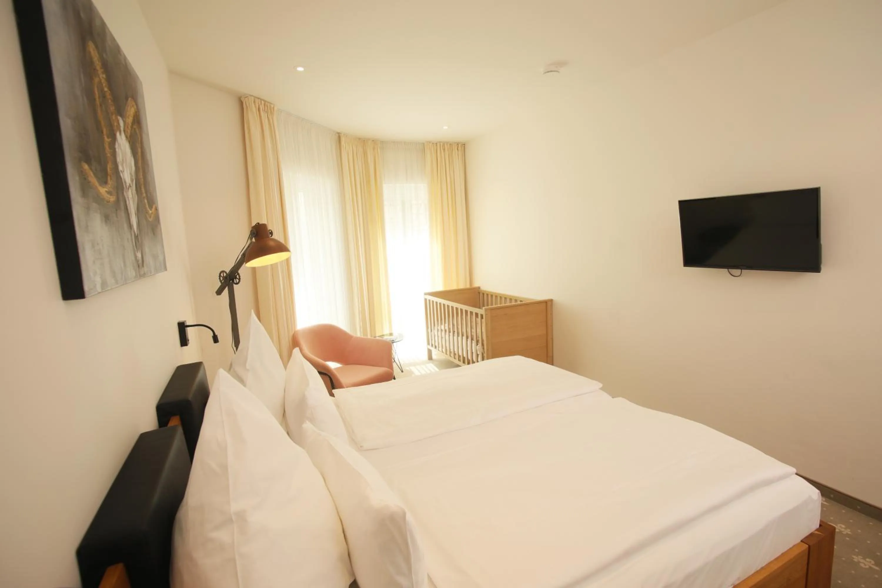 Bed in Romantik Hotel Landhaus Biewald