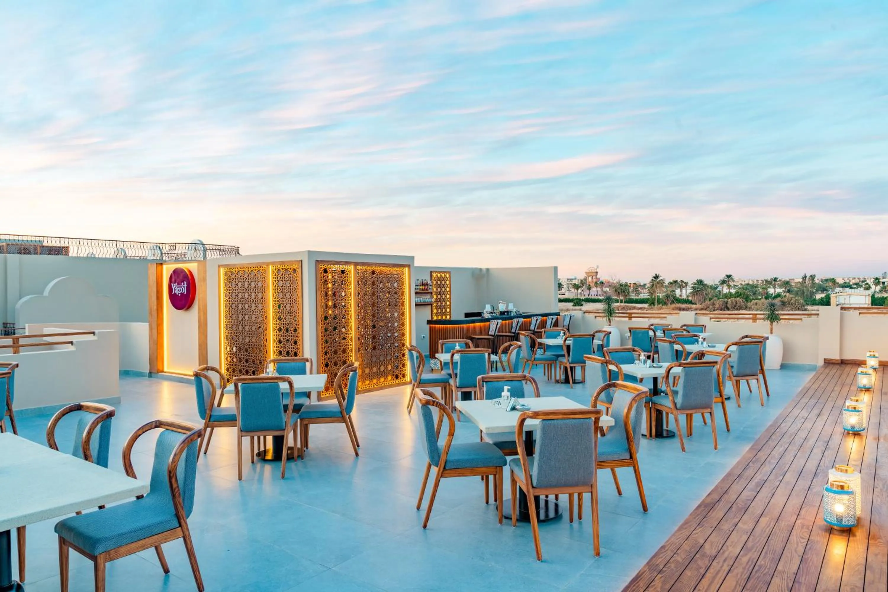 Lounge or bar in Sunrise Aqua Joy Resort