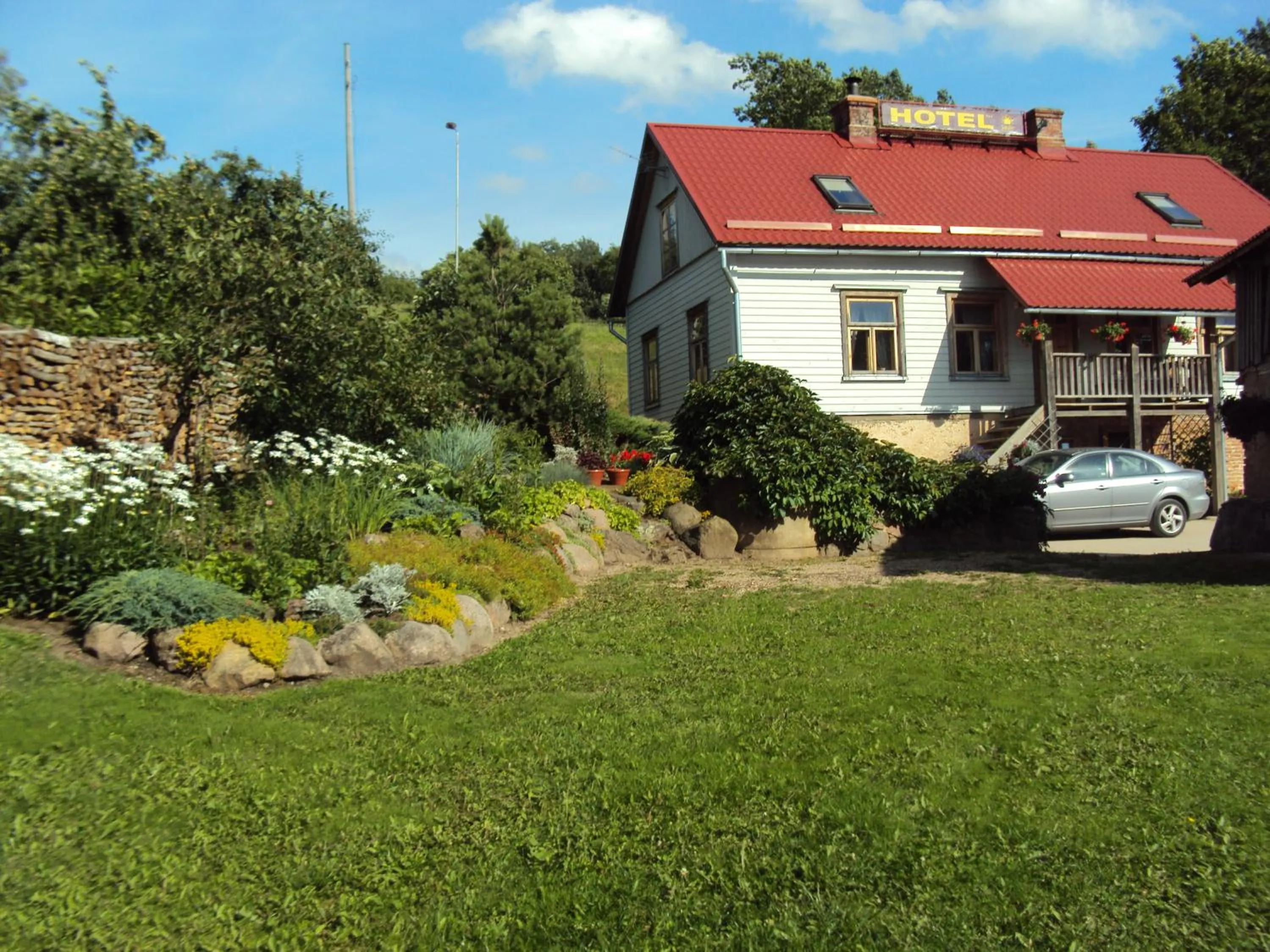 Facade/entrance in Saule