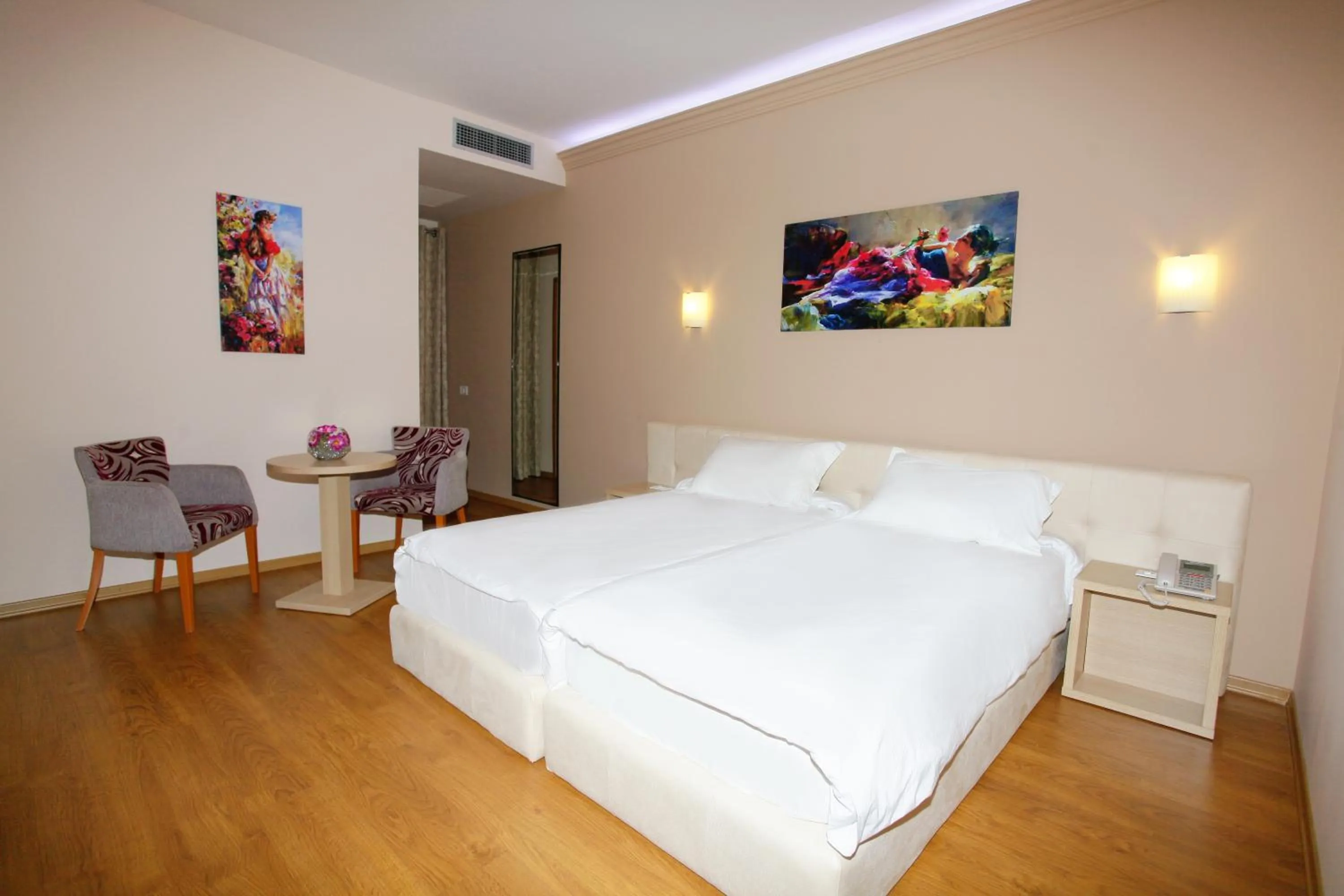 Bedroom, Bed in Hotel Green