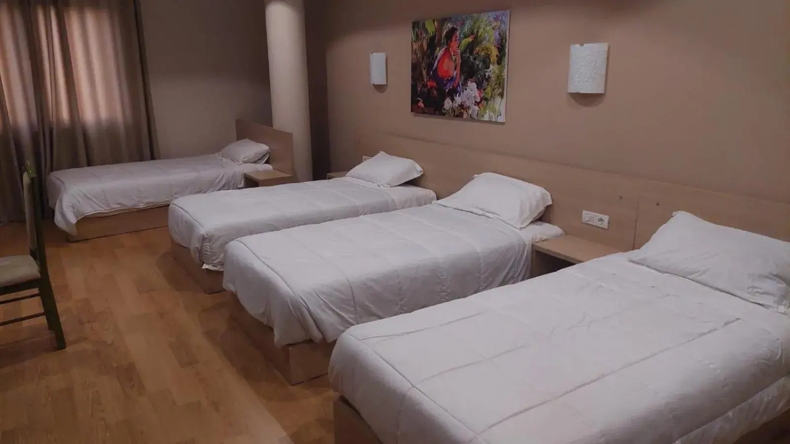 Deluxe Family Room in Hotel Green Deluxe Family Room in Hotel Green