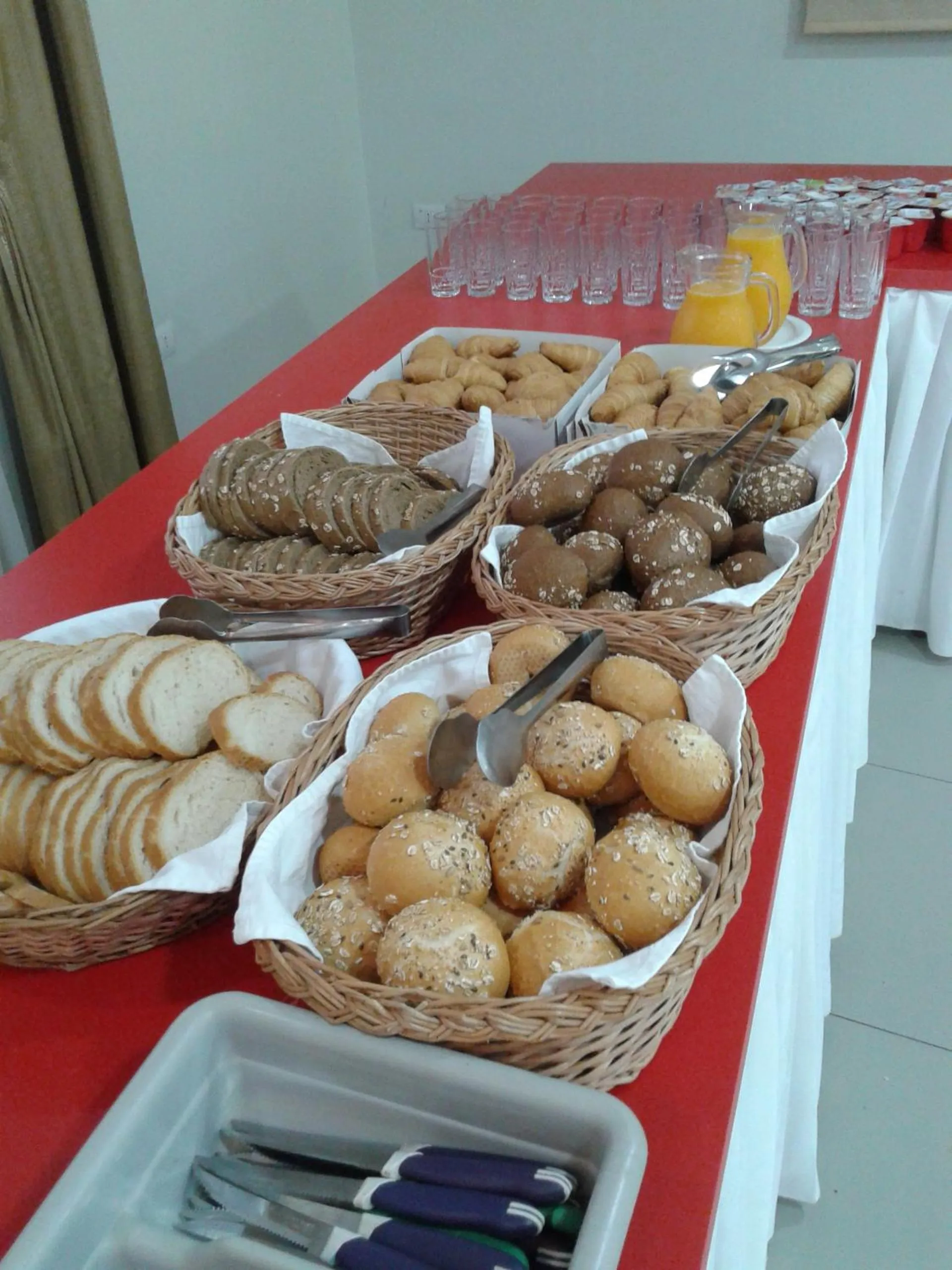 Breakfast in Hotel Green