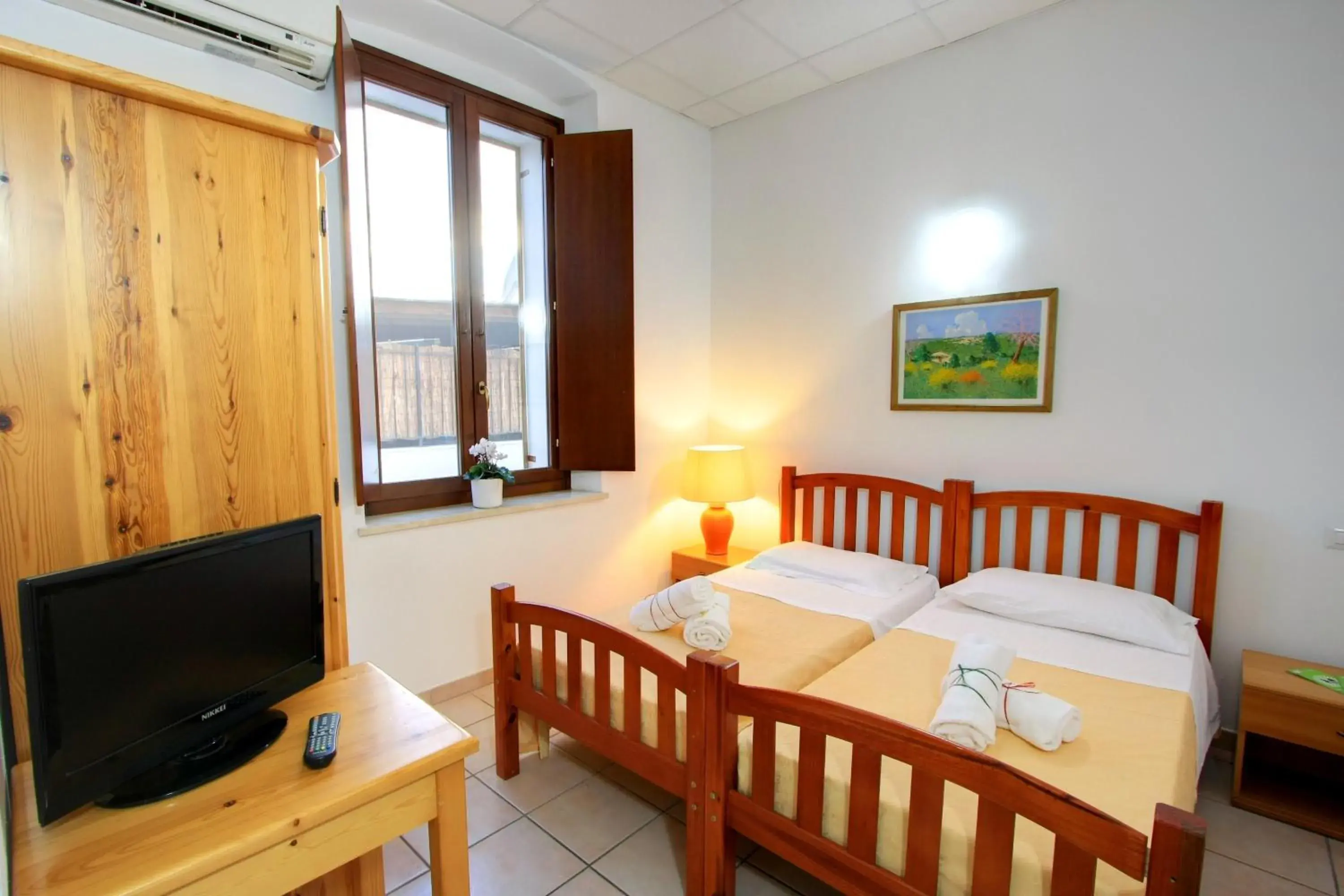 Twin Room in Hostel Marina Twin Room in Hostel Marina