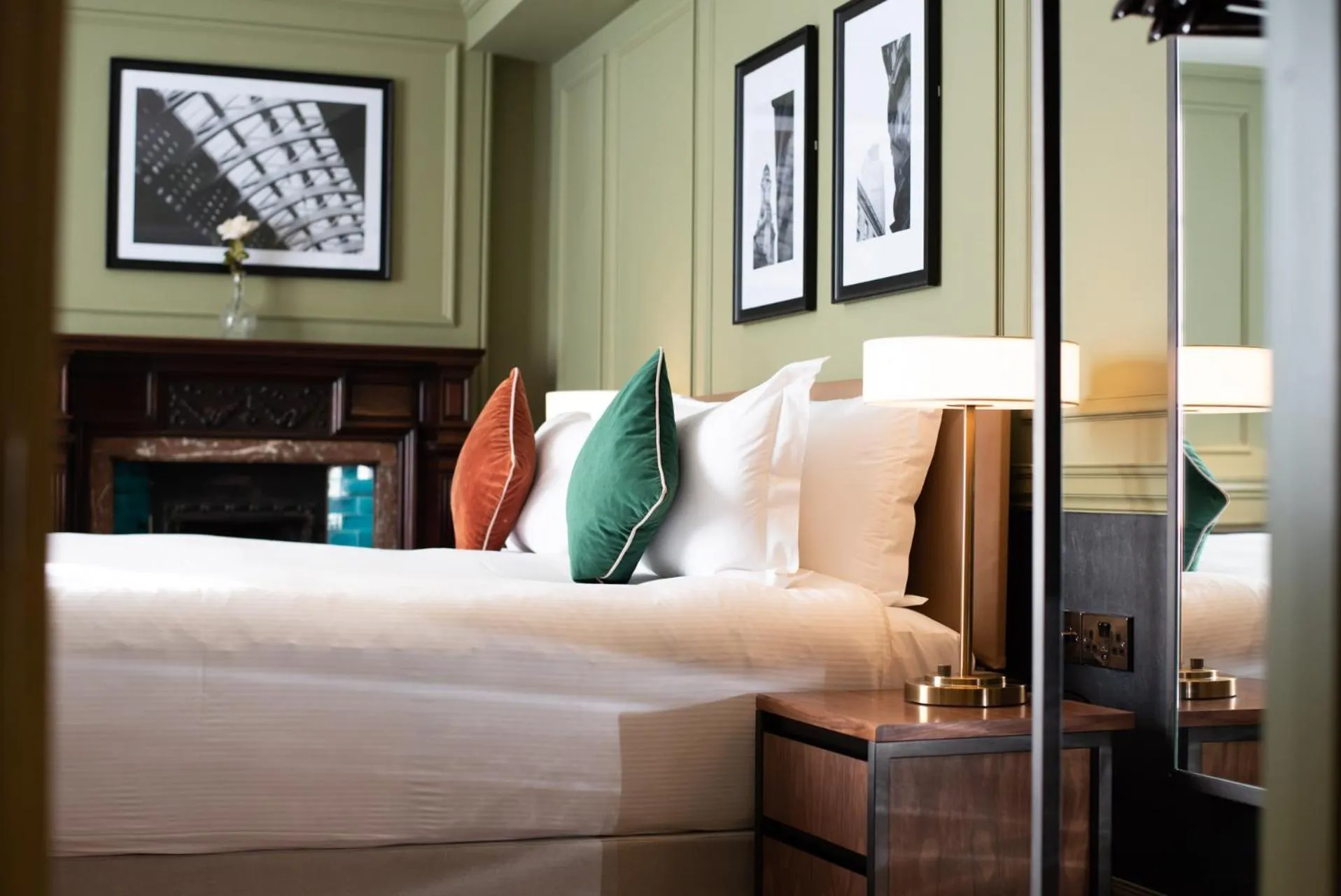 Deluxe Double or Twin Room in Counting House