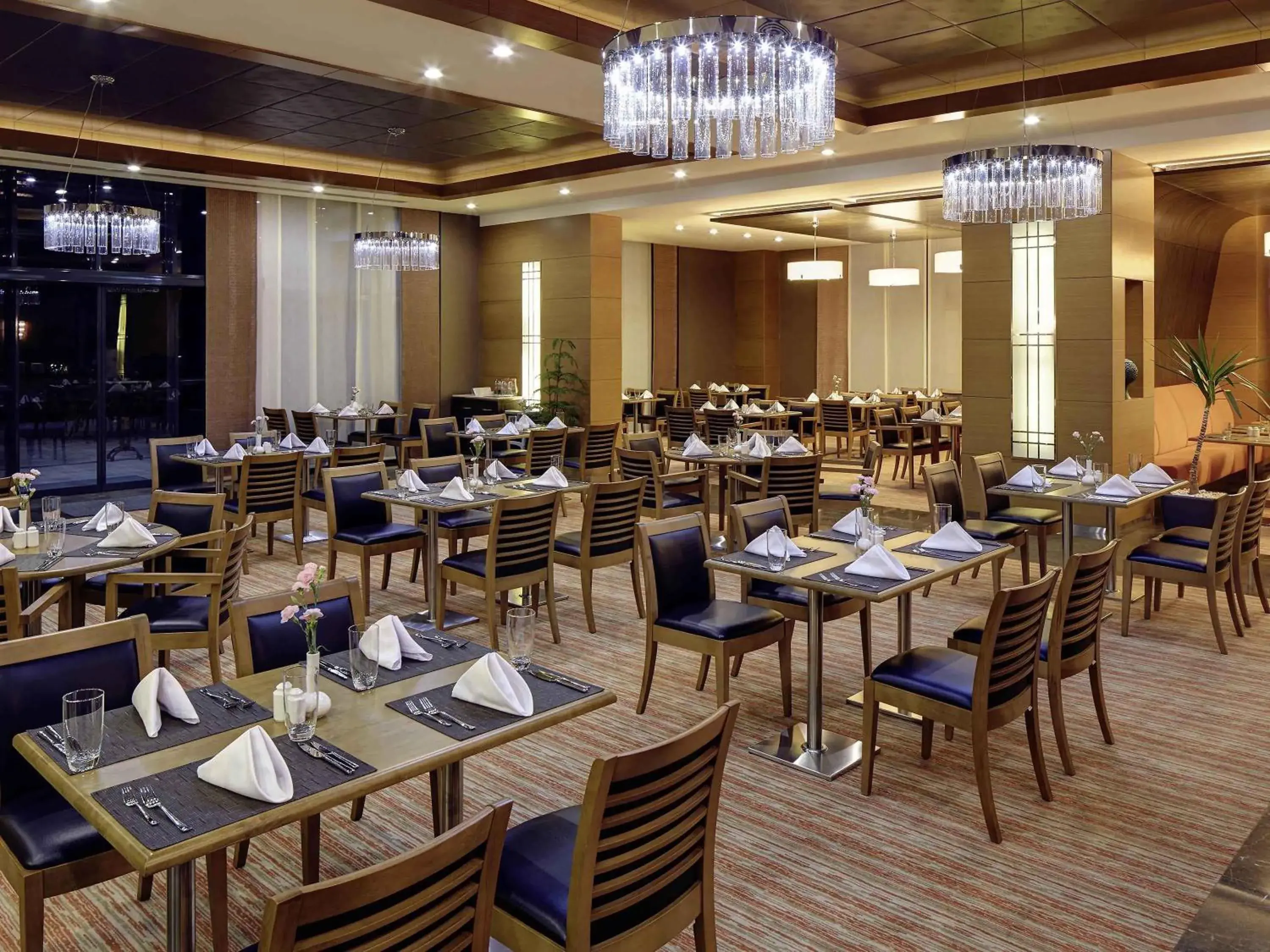 Restaurant/places to eat in Mercure Istanbul Altunizade Restaurant/places to eat in Mercure Istanbul Altunizade