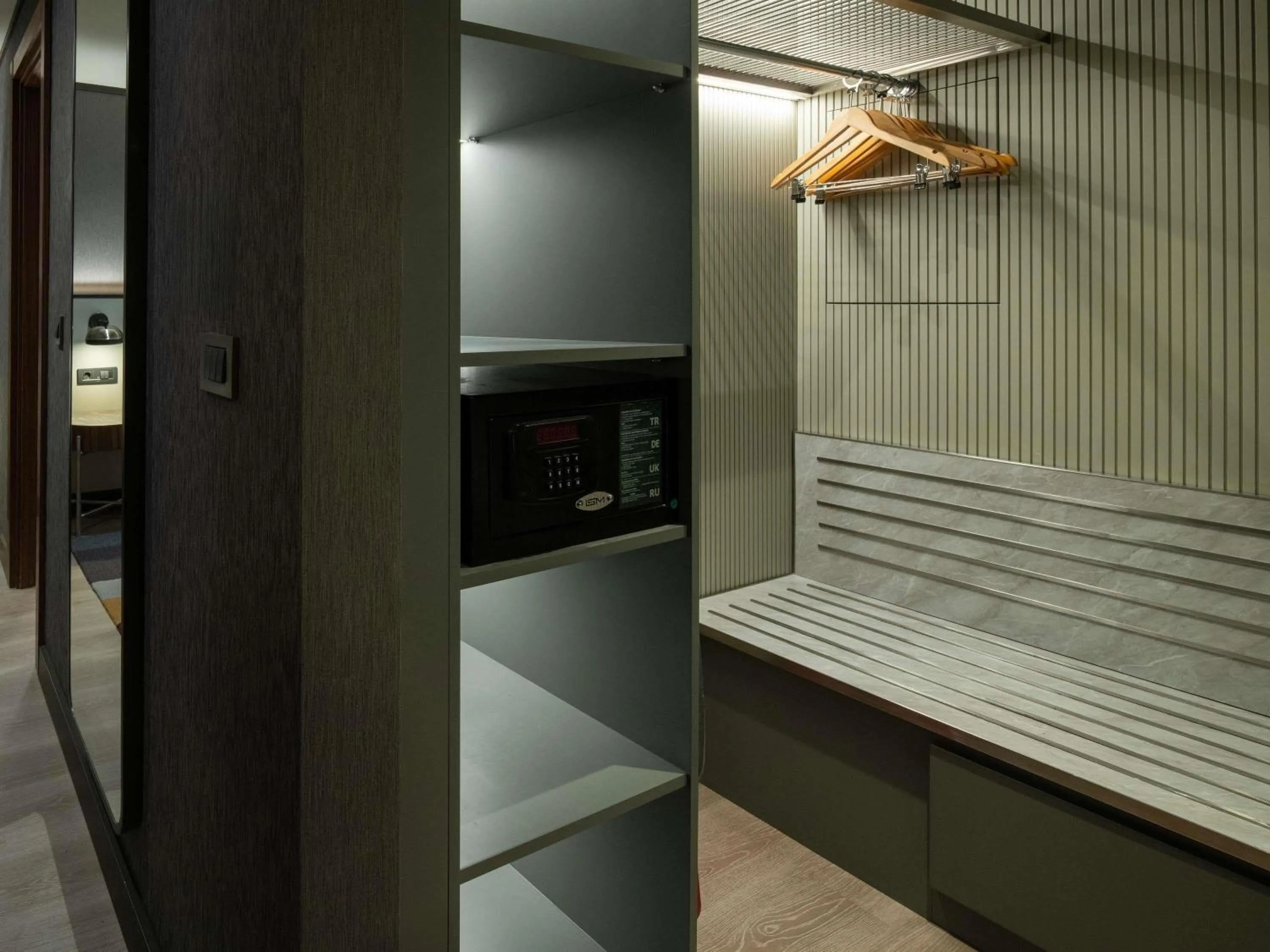 Bedroom, Bed in Mercure Istanbul Altunizade