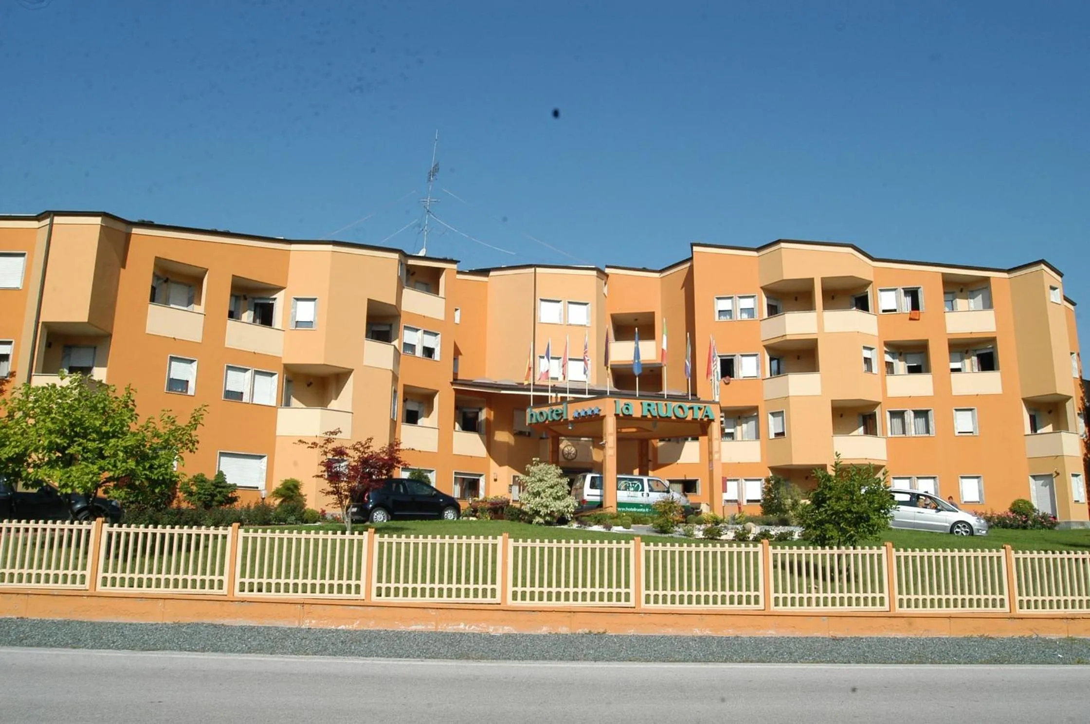 Property building in Hotel La Ruota