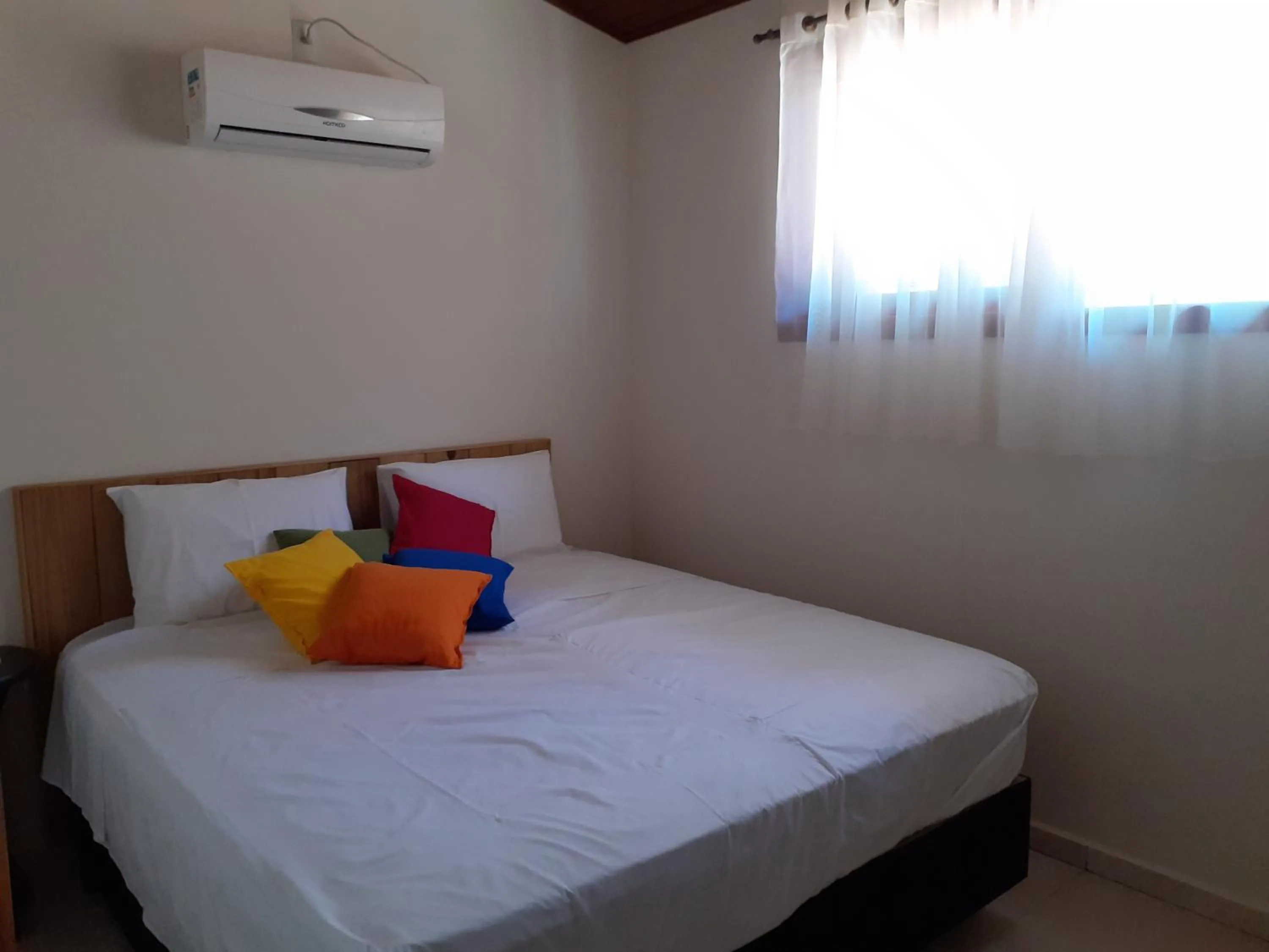 Photo of the whole room, Bed in Vila Figueiredo das Donas
