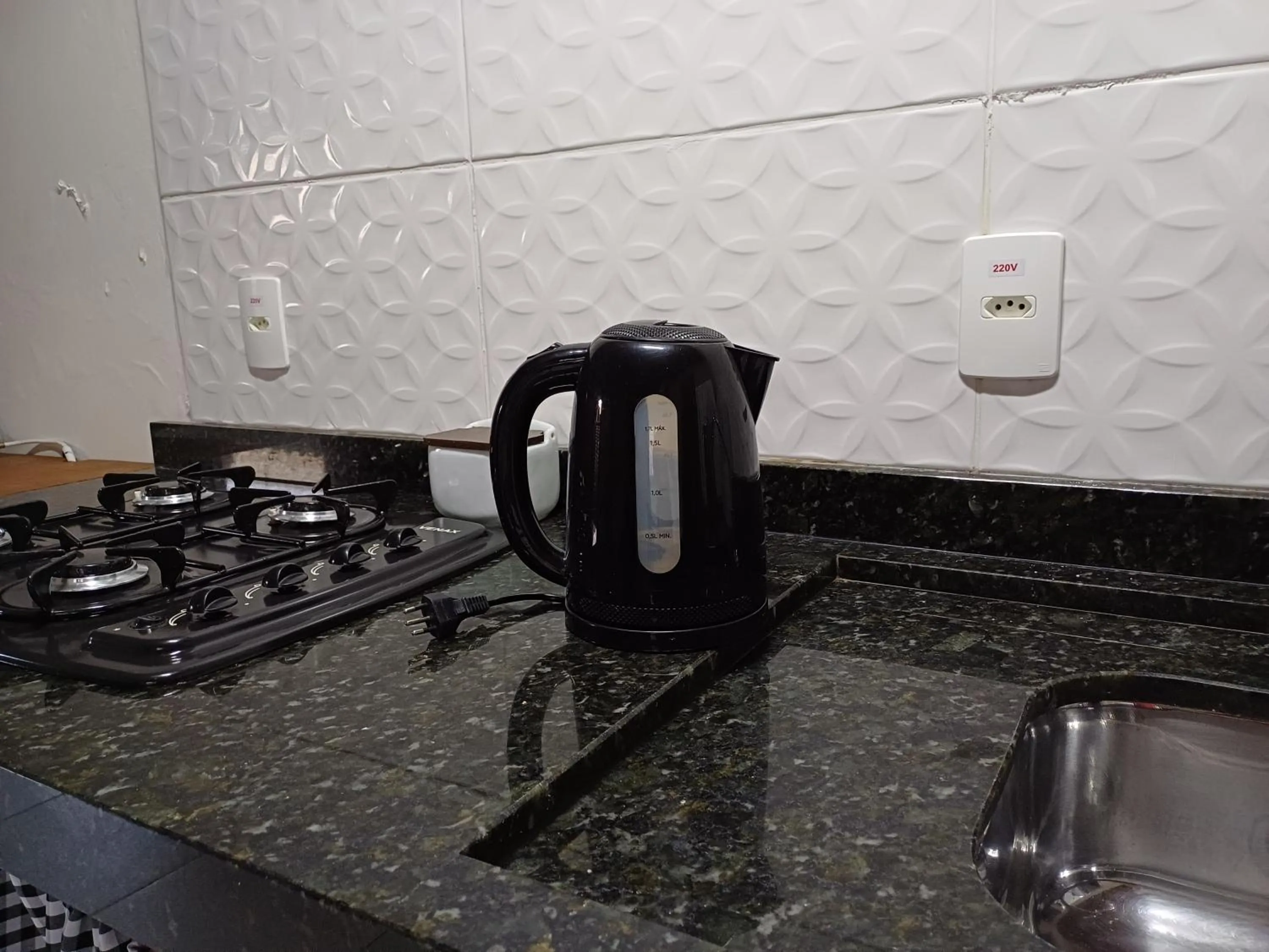 Coffee/tea facilities in Vila Figueiredo das Donas
