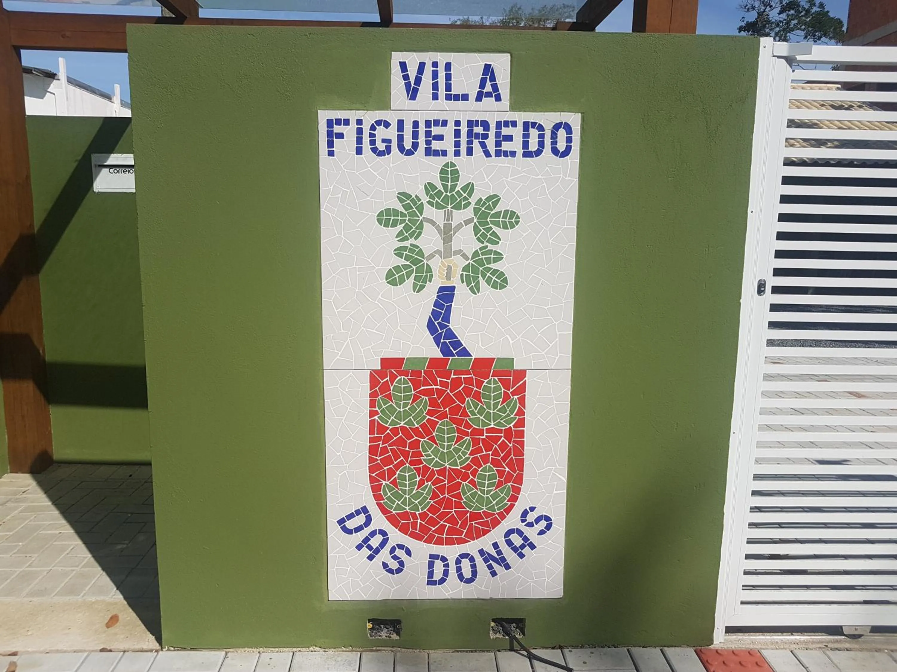 Property logo or sign in Vila Figueiredo das Donas