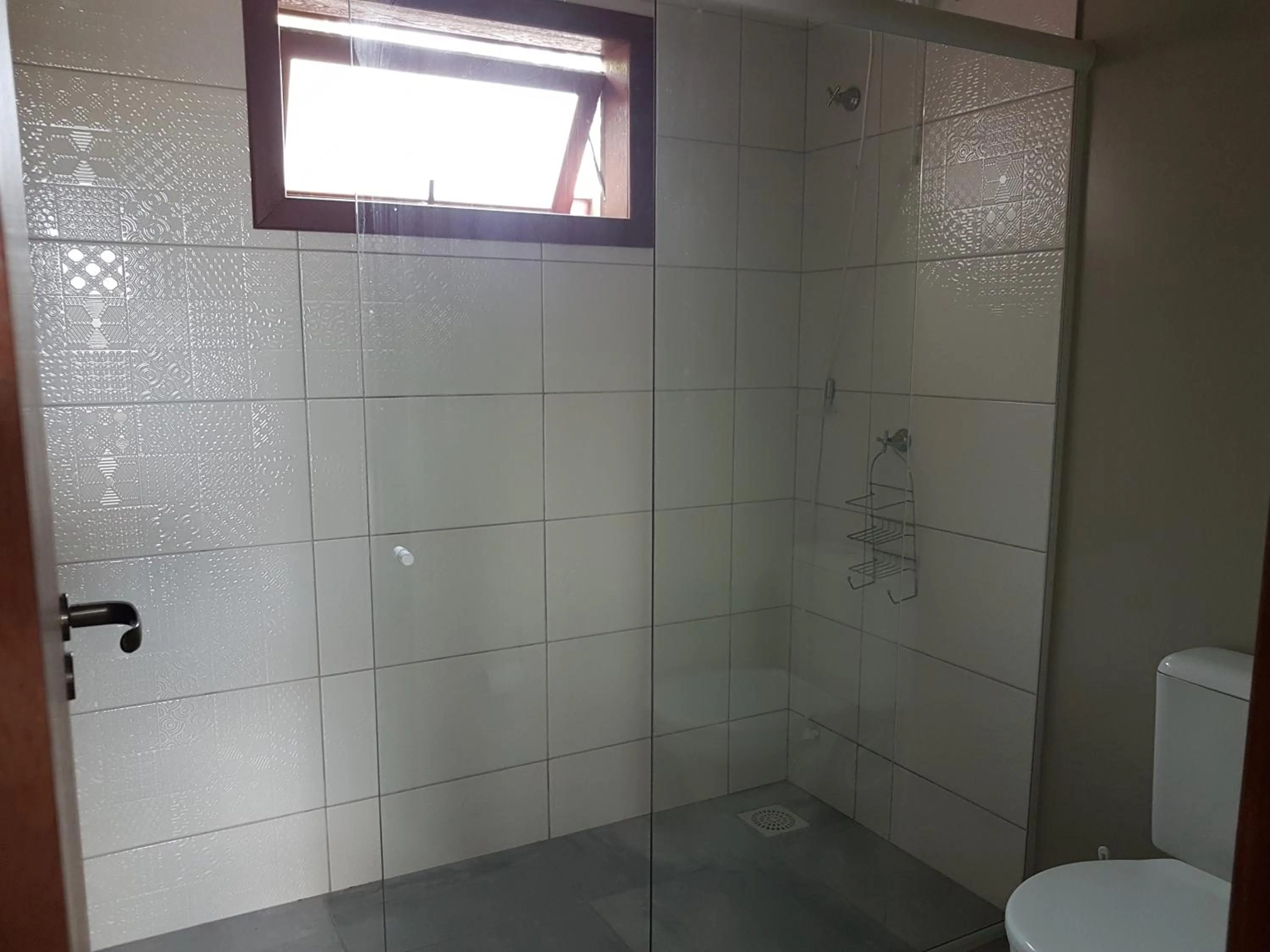 Shower in Vila Figueiredo das Donas