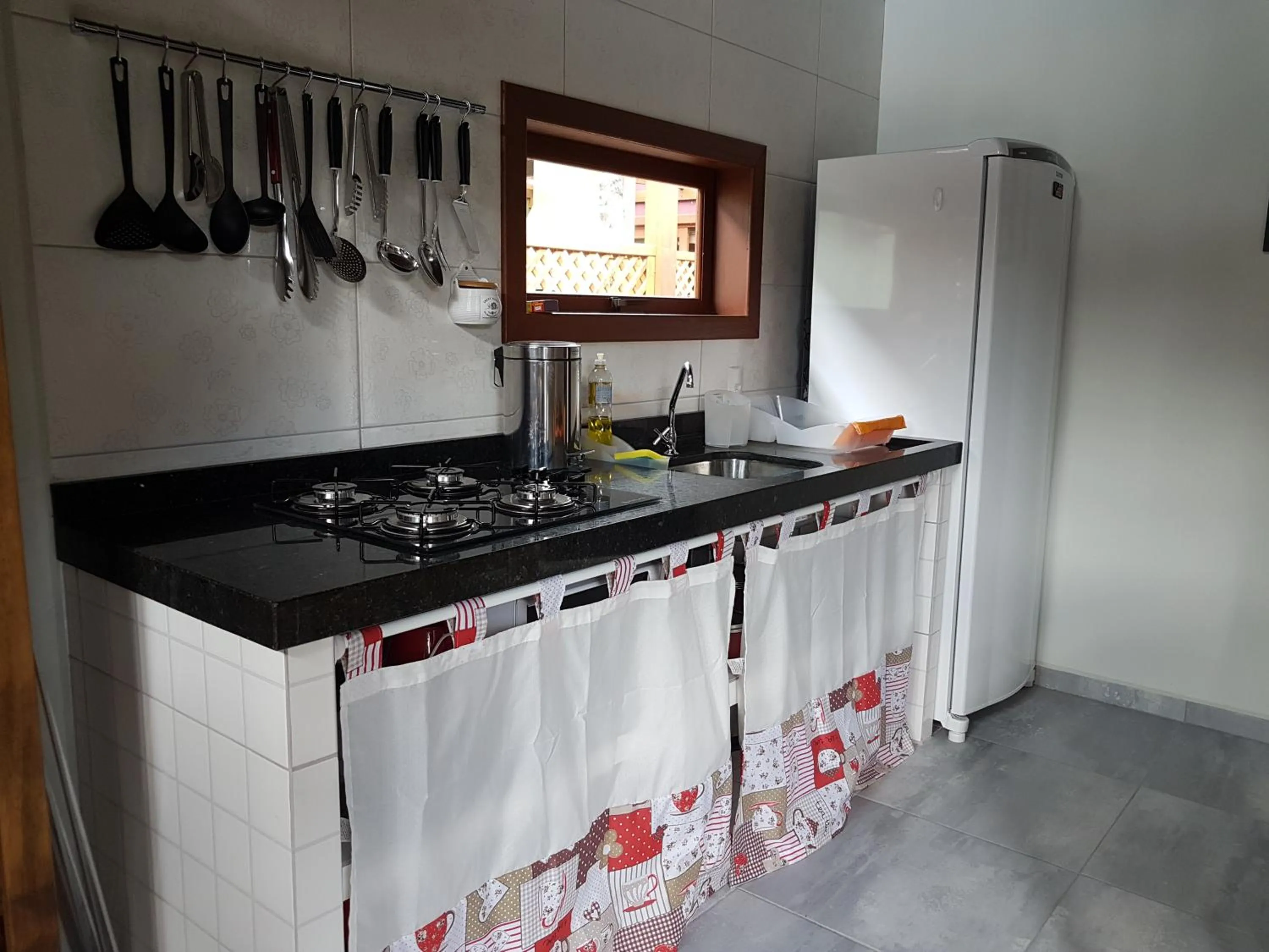Kitchen or kitchenette in Vila Figueiredo das Donas