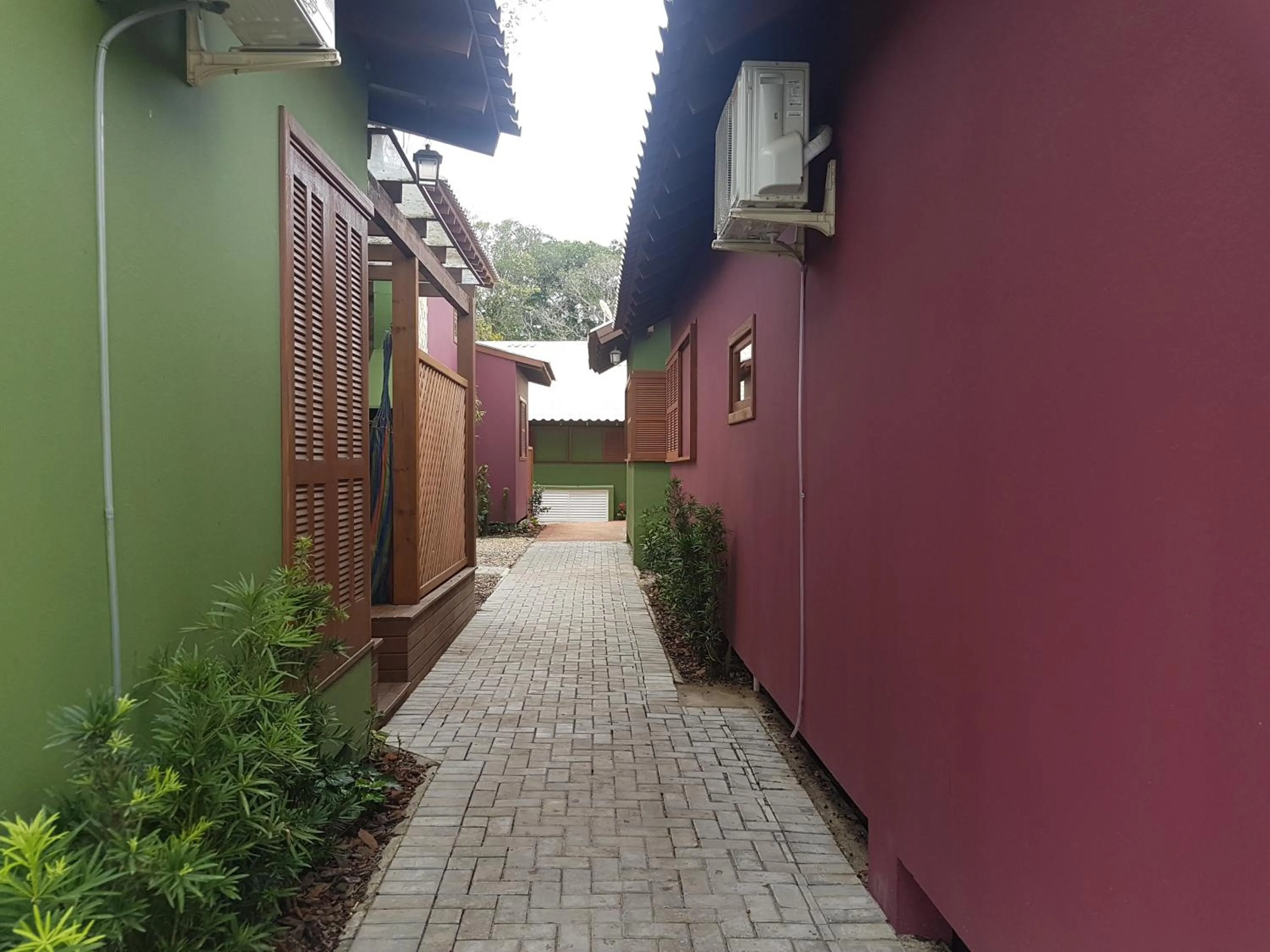 Property building in Vila Figueiredo das Donas