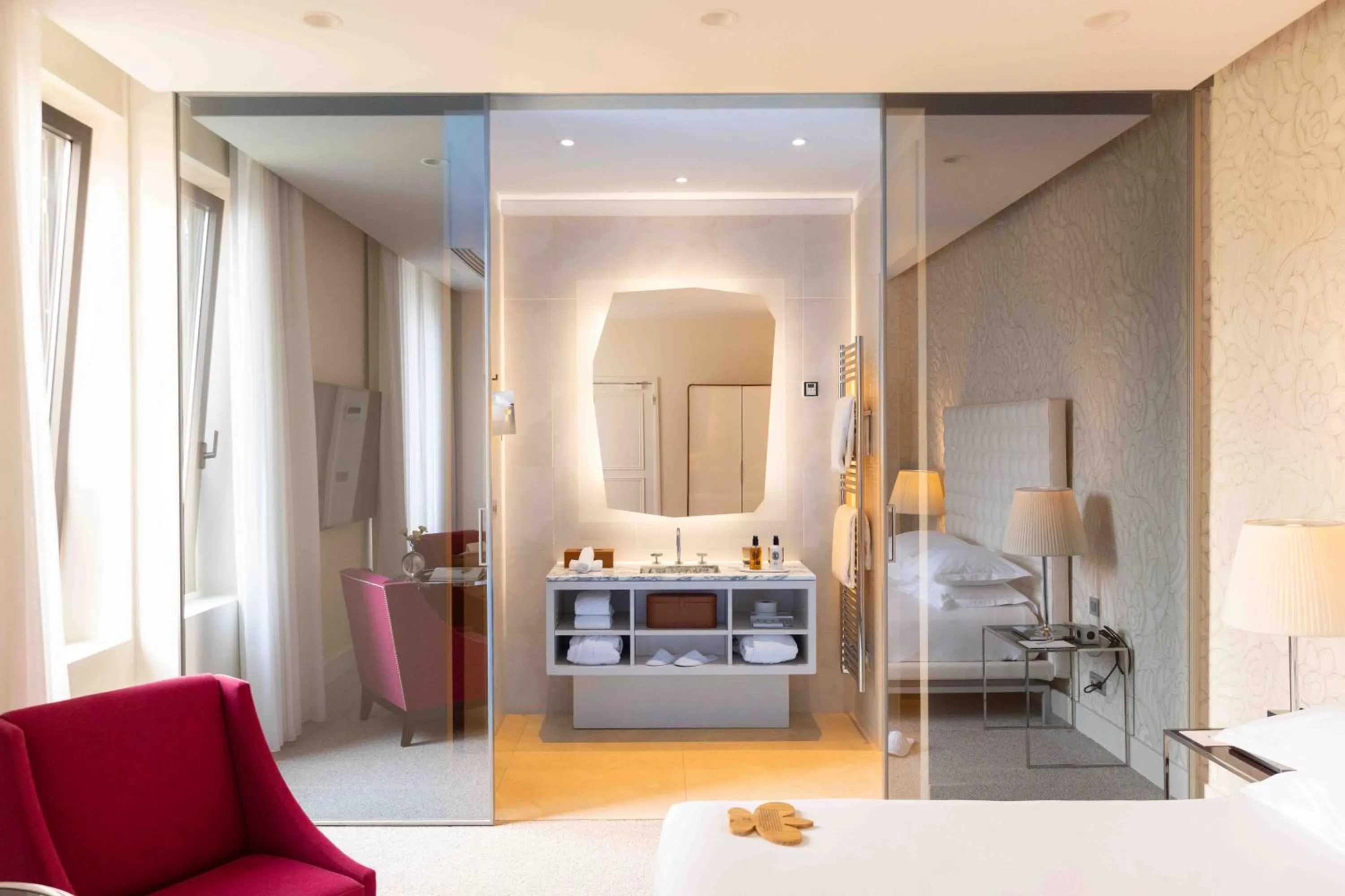 Bathroom, Bed in Maison Pic