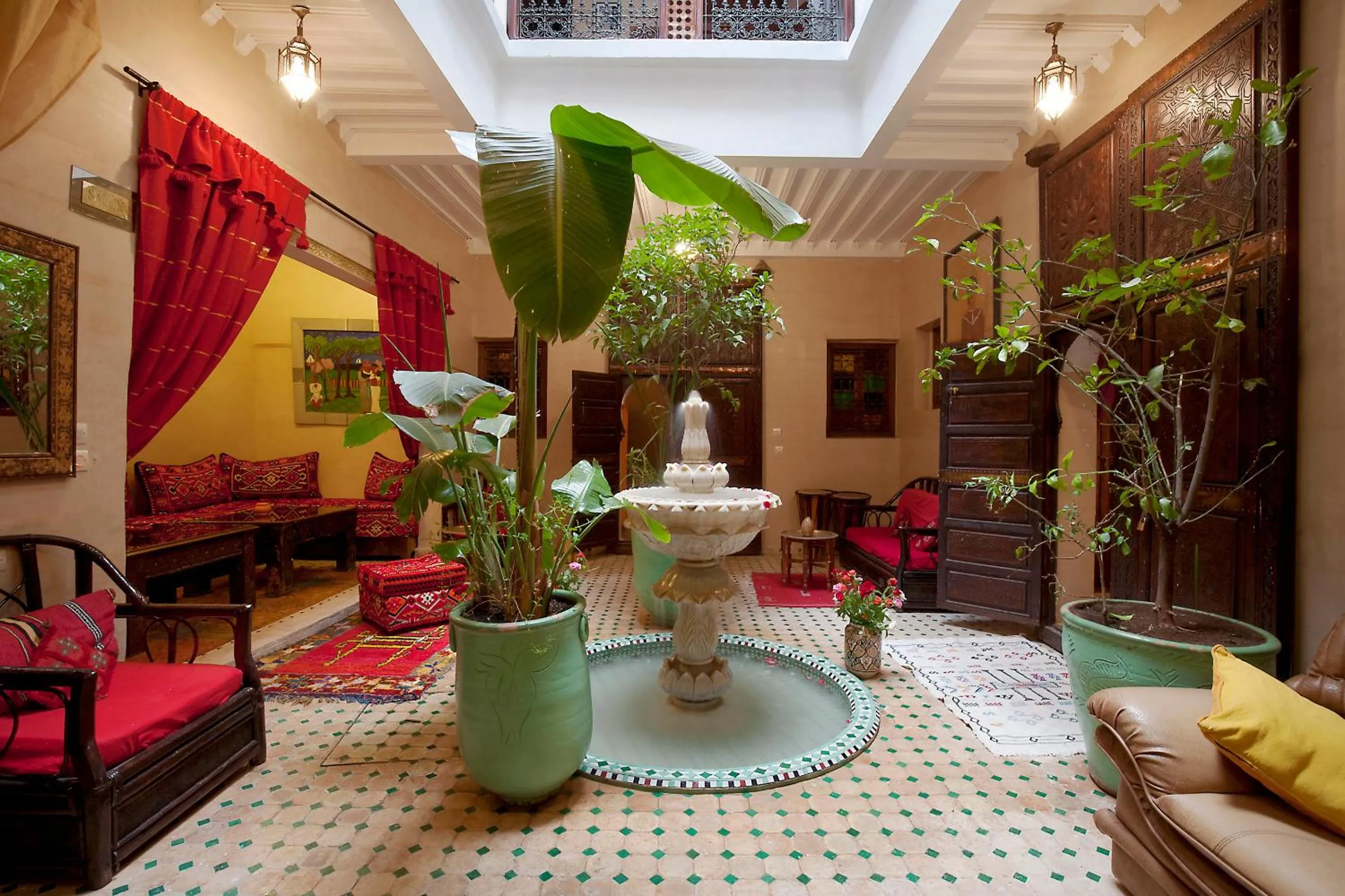 Communal lounge/ TV room in Riad Wardate Rita