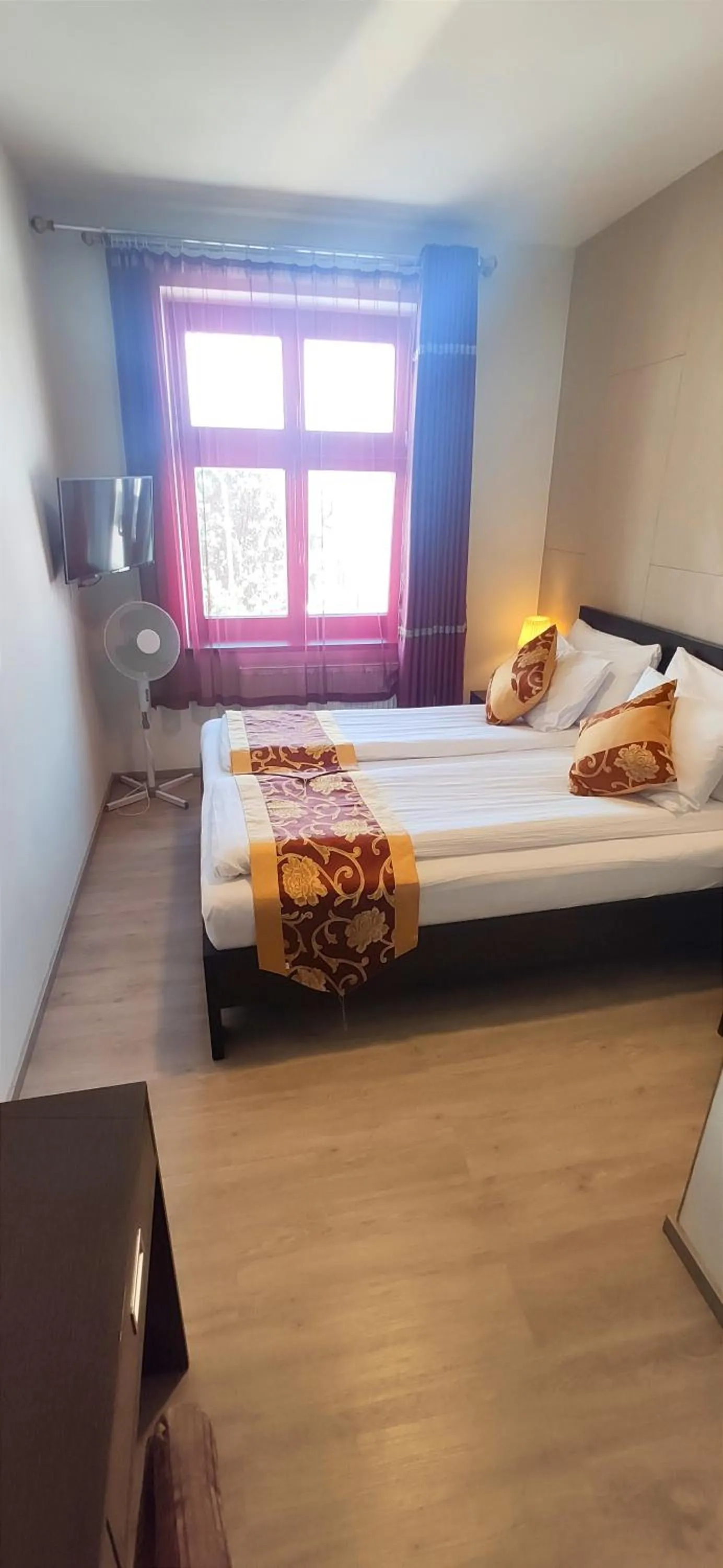 Bed in Sun-House Pension - ParkingFree Limited spaces-