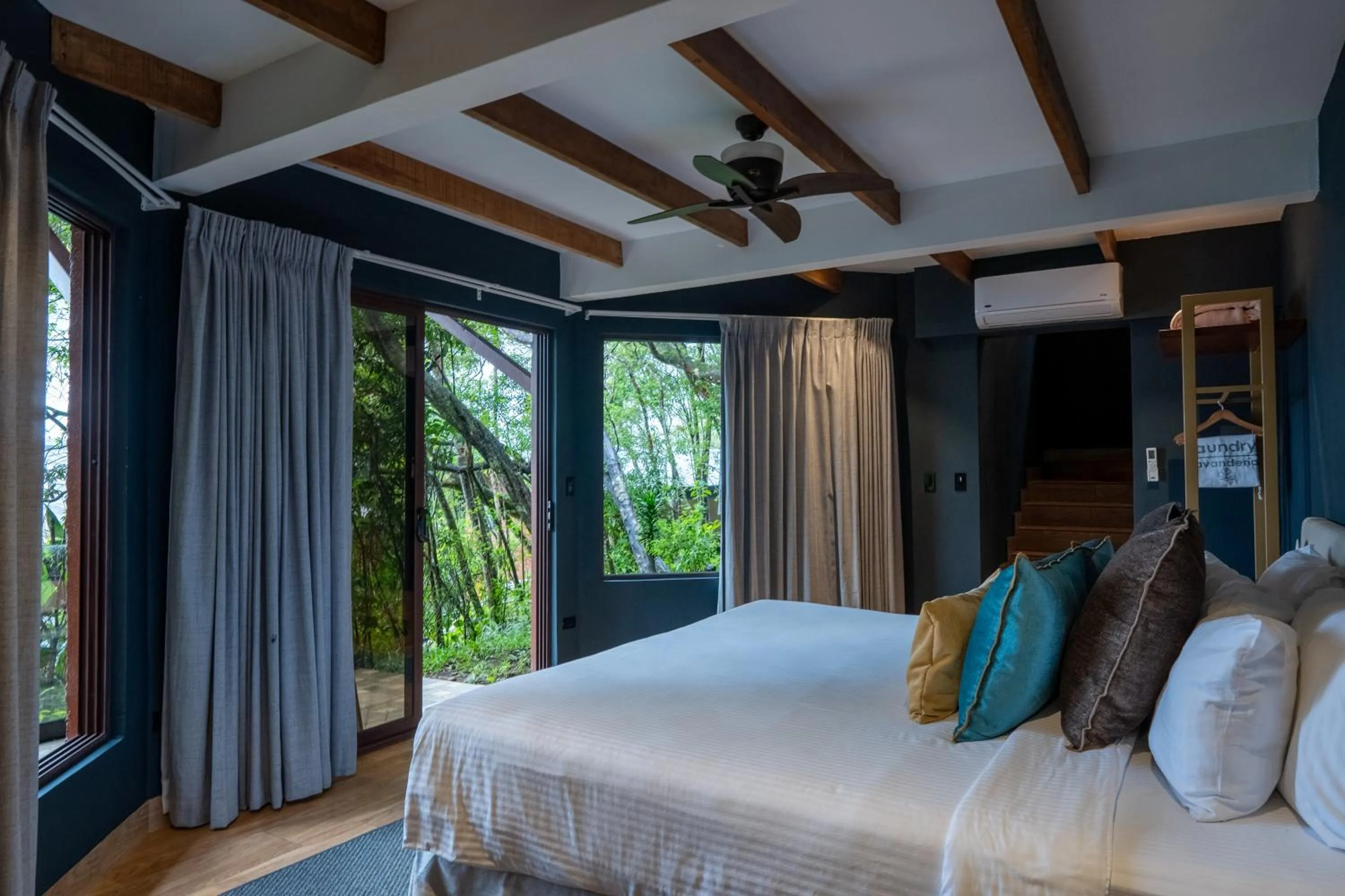 Bed in Koora Monteverde a Cloud Forest Hotel by Sandglass