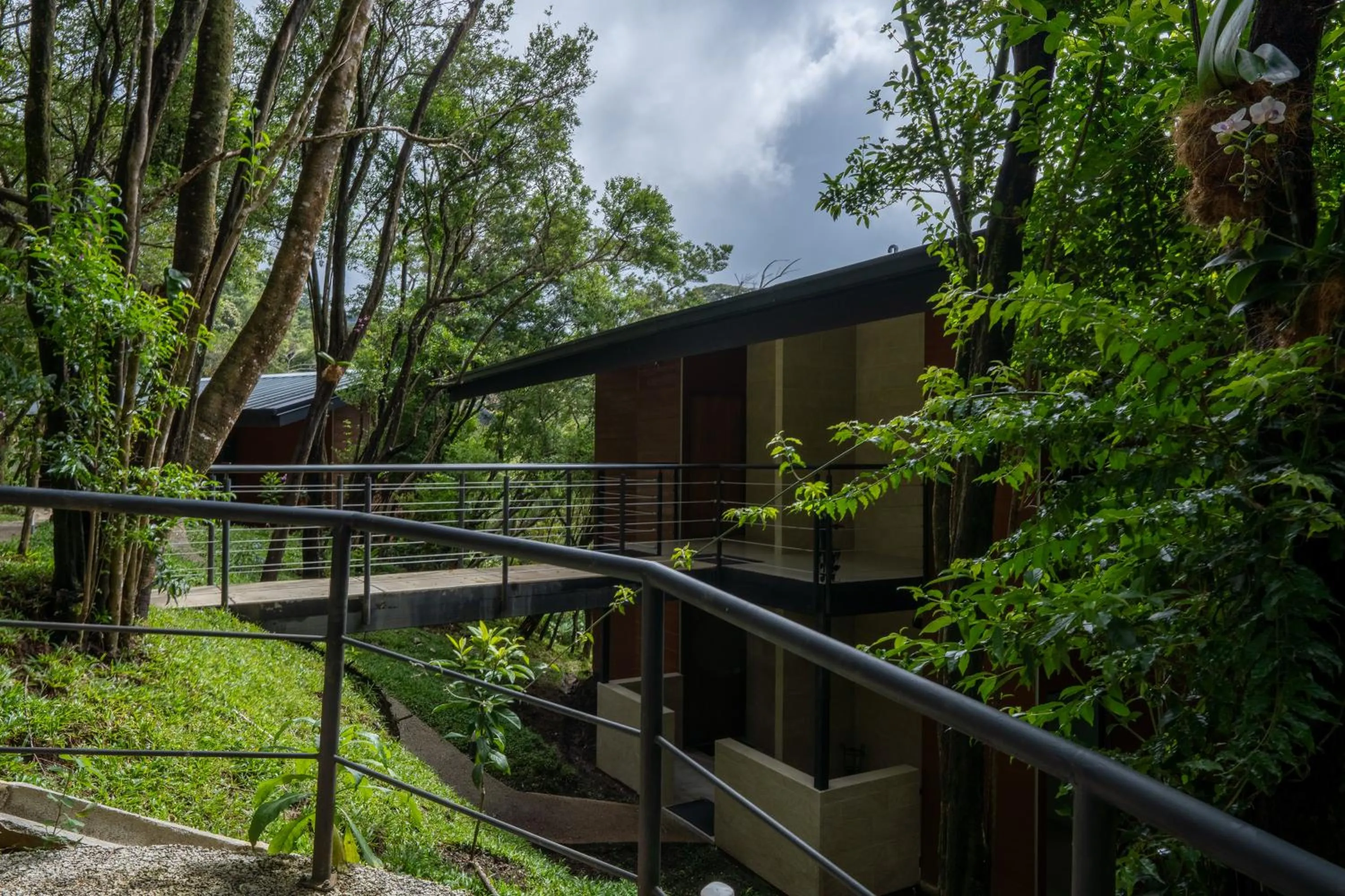 Property building in Koora Monteverde a Cloud Forest Hotel by Sandglass