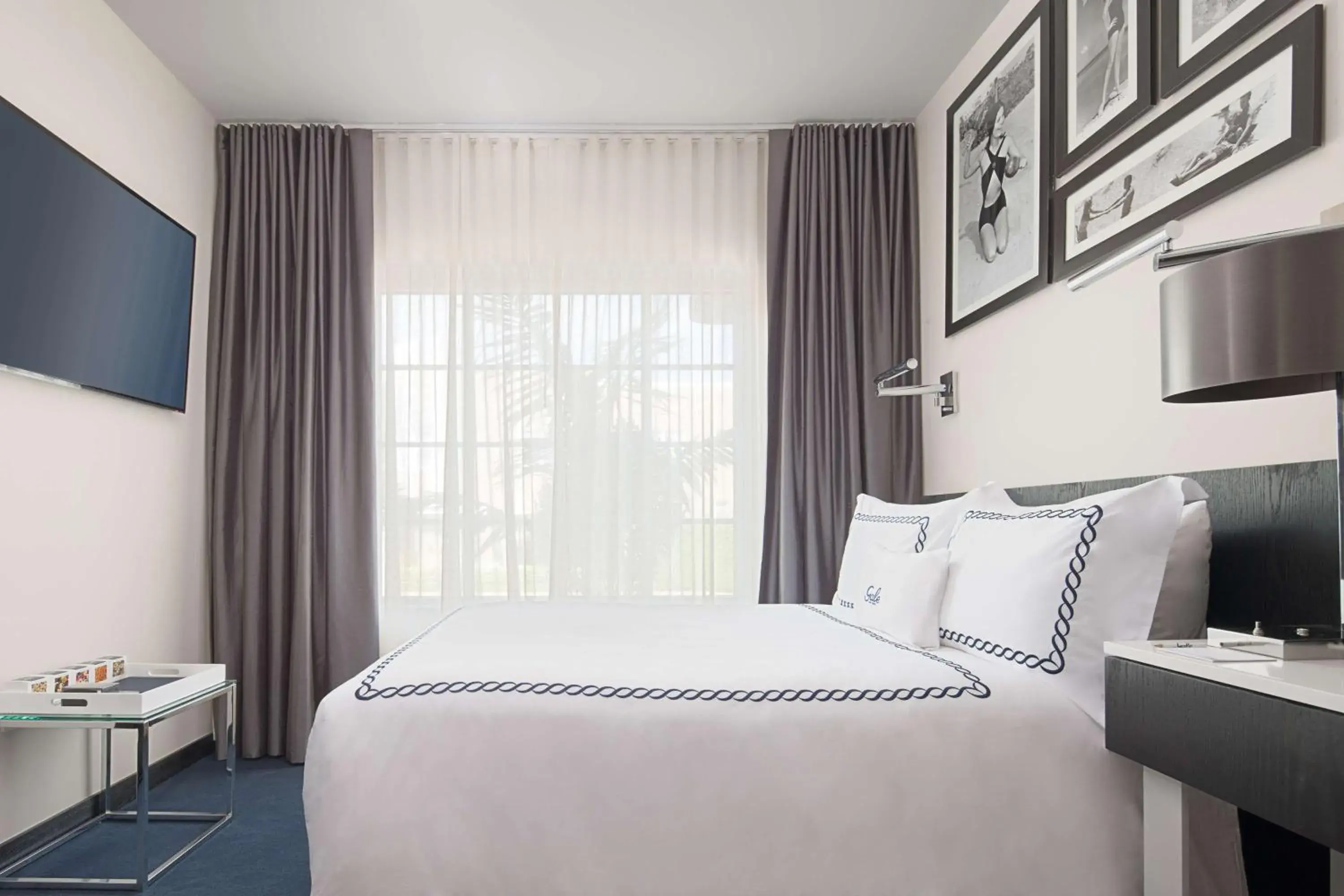 Bed in Gale South Beach, Curio Collection By Hilton Bed in Gale South Beach, Curio Collection By Hilton